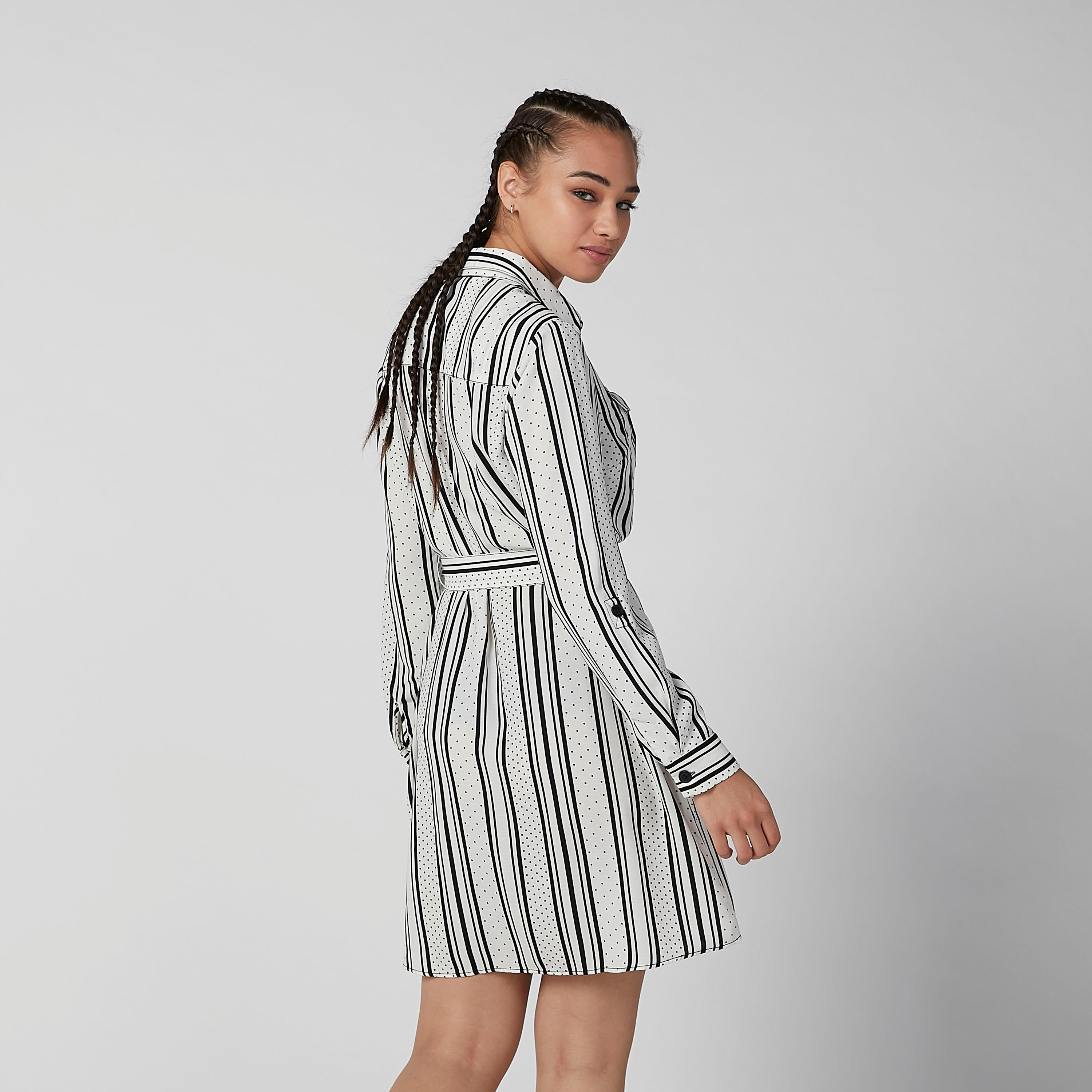 فستان قميص مقلّم بأكمام طويلة وحلقات للحزام-women-clothing-dresses-image-3