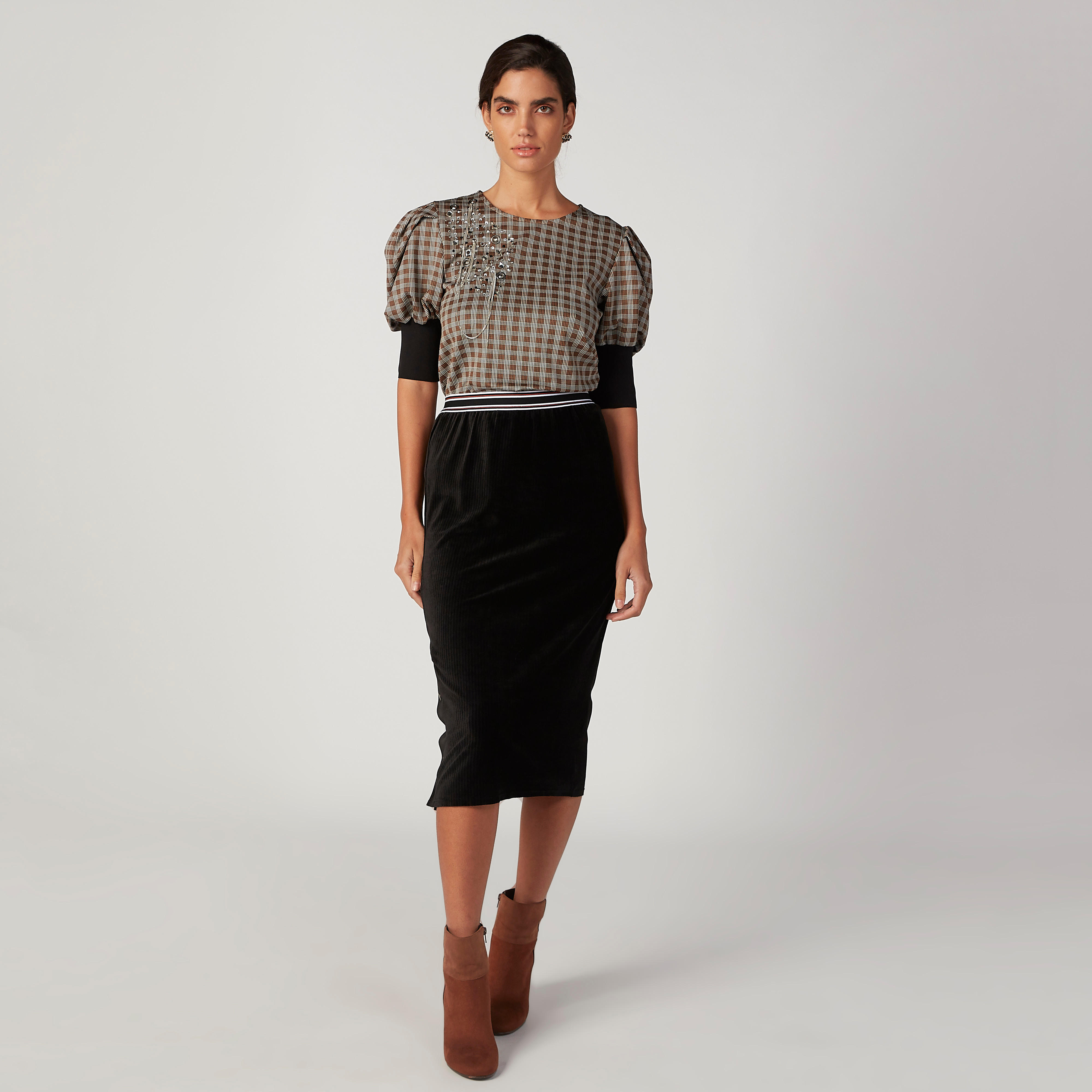 تنورة إيه لاين متوسطة الطول بارزة الملمس بخصر مطّاطي-women-clothing-bottoms-skirts-image-2