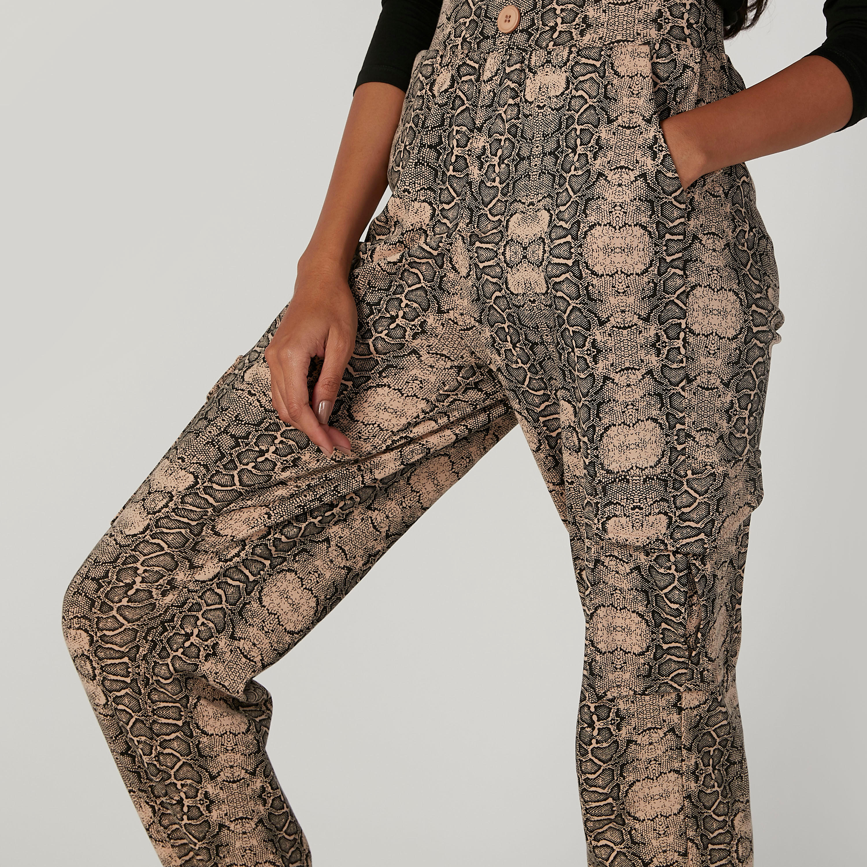 بنطلون واسع بخصر مطاطي وجيوب وطبعات حيوانات-women-clothing-bottoms-trousers-image-5
