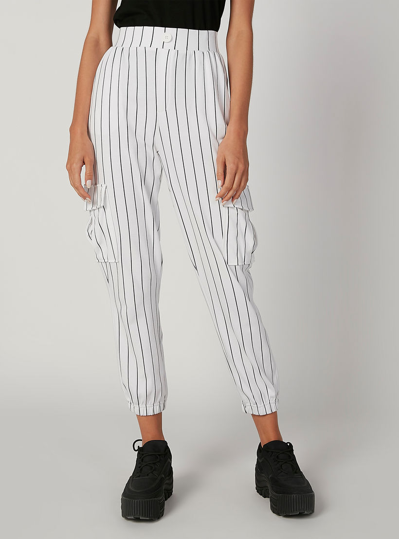 بنطلون رياضي مقلّم بخصر مرتفع وجيوب-women-clothing-bottoms-joggers-image-1