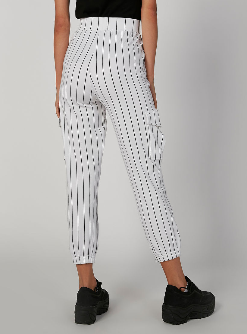 بنطلون رياضي مقلّم بخصر مرتفع وجيوب-women-clothing-bottoms-joggers-image-3