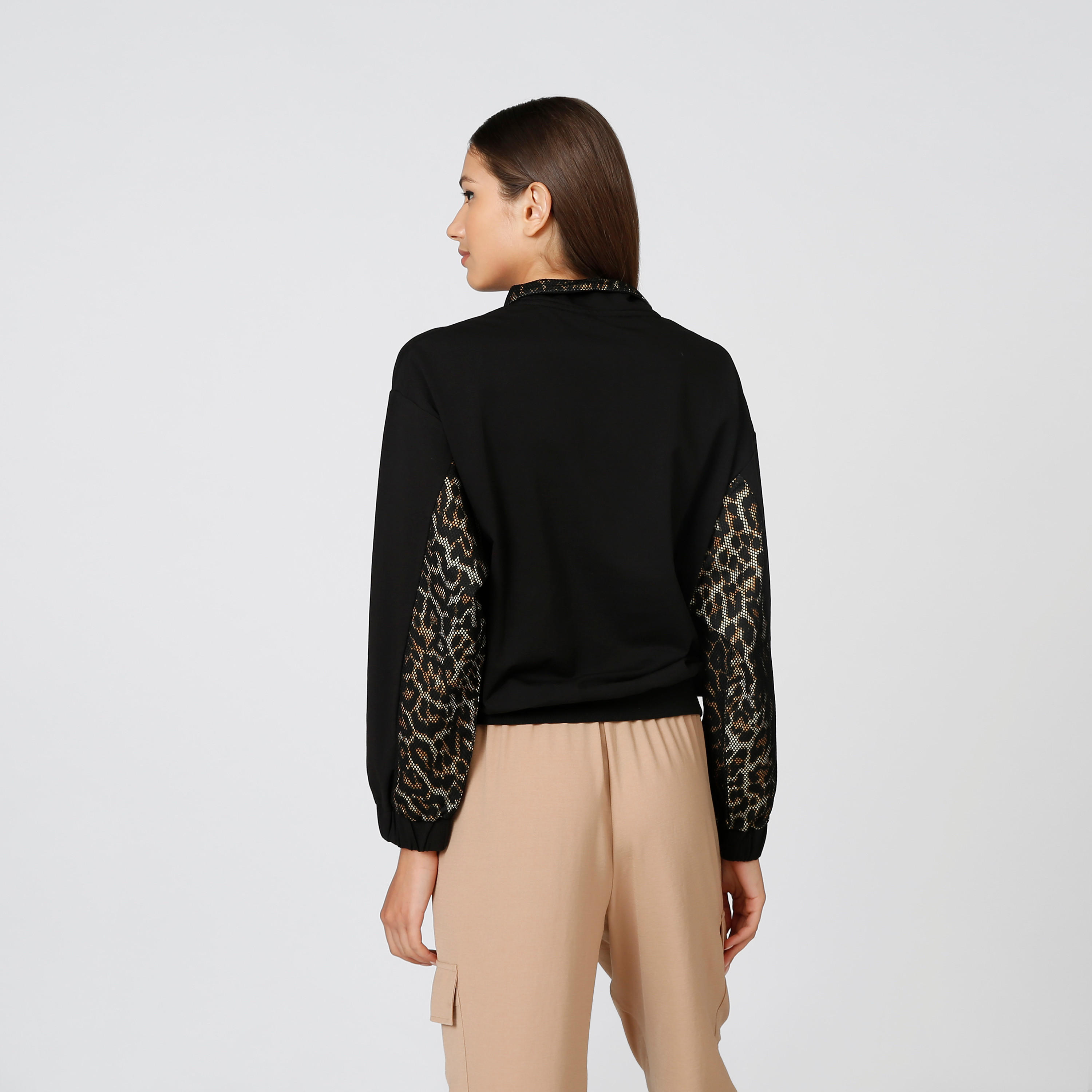 سويت شيرت بأكمام طويلة وسحّاب وطبعات حيوانات-women-winterwear-hoodiesandsweatshirts-sweatshirts-image-2