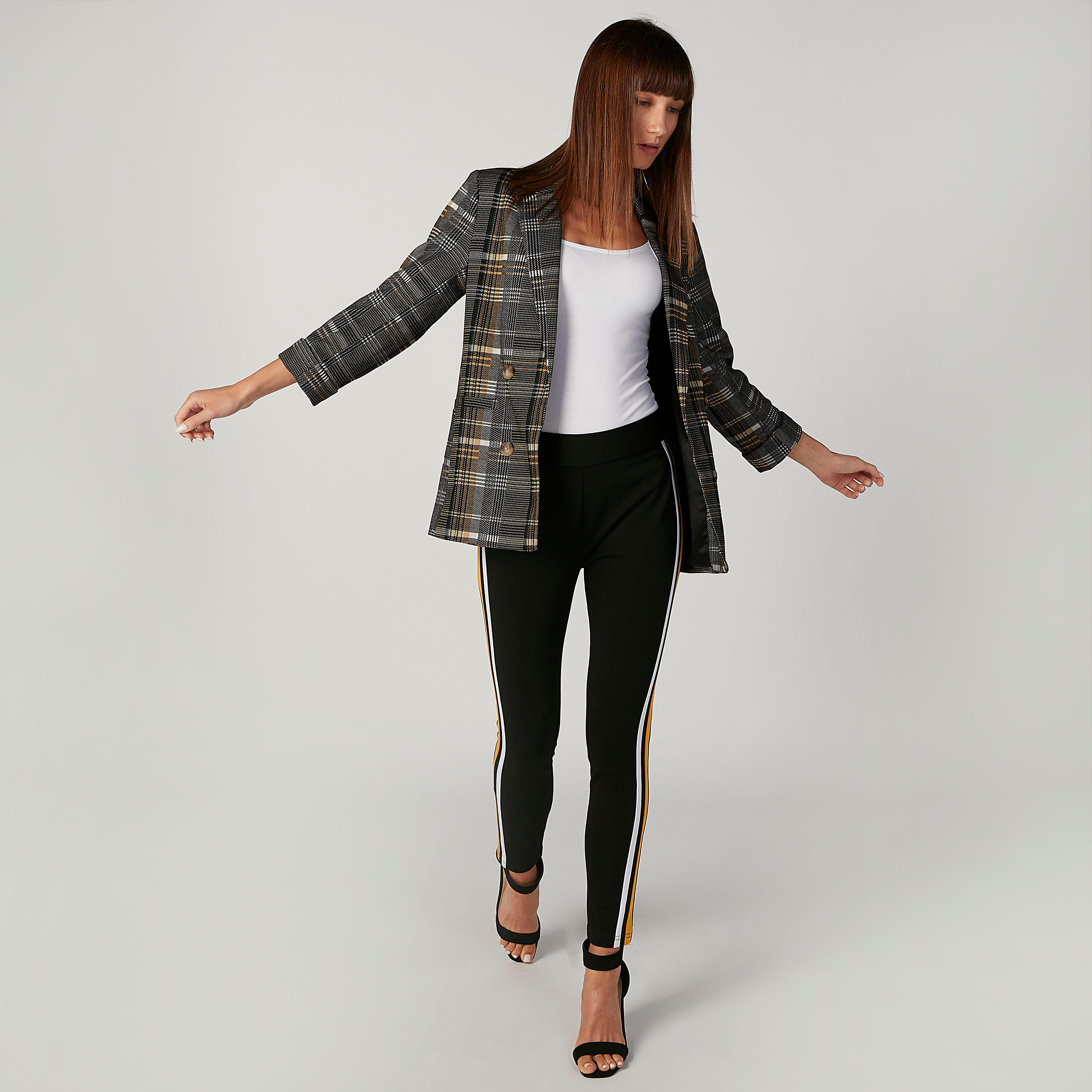 بليزر كاروهات بياقة طويلة وأكمام طويلة-women-clothing-coatsandjackets-blazers-image-6