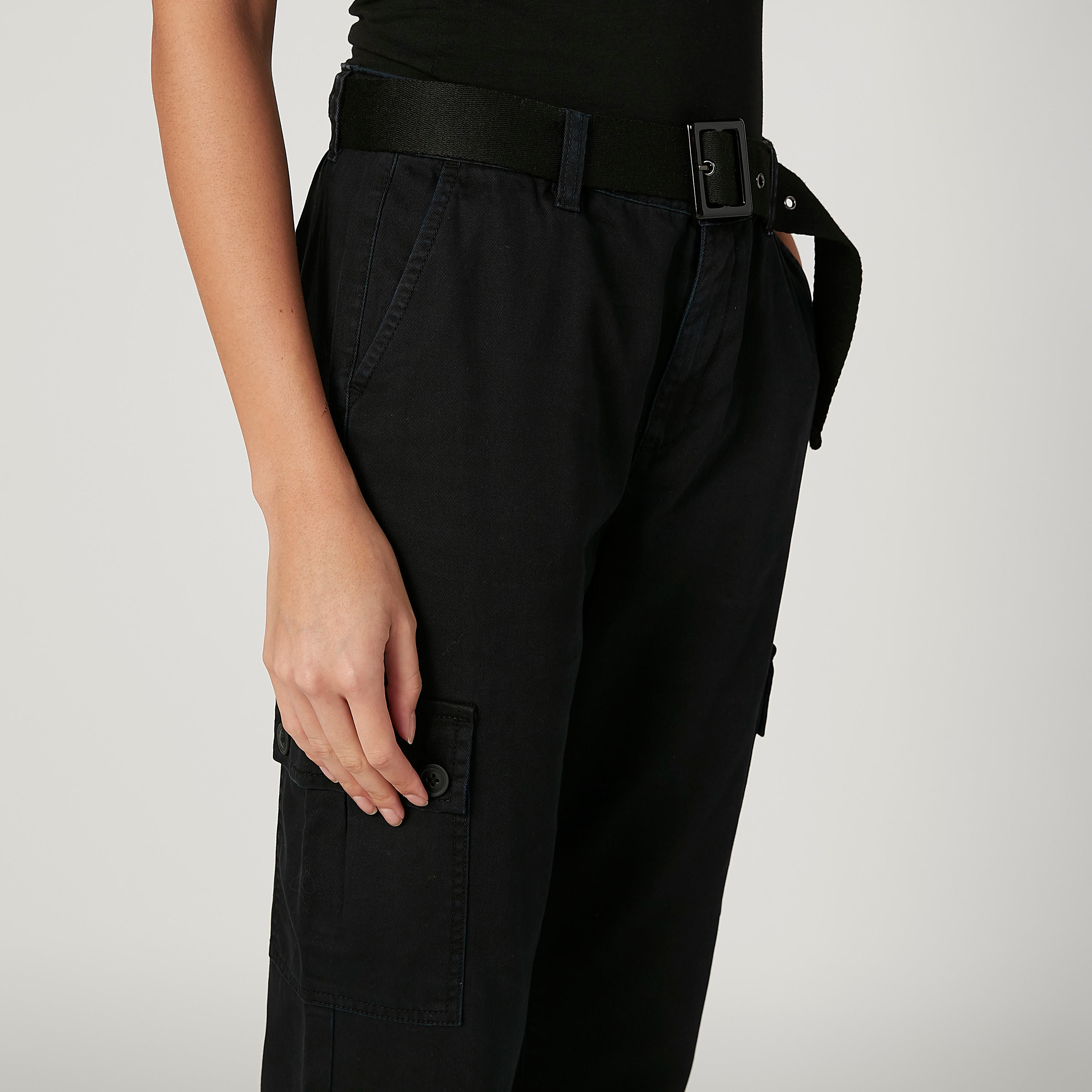 بنطلون كارجو بخصر متوسط الارتفاع وجيوب وحلقات للحزام-women-clothing-bottoms-trousers-image-3
