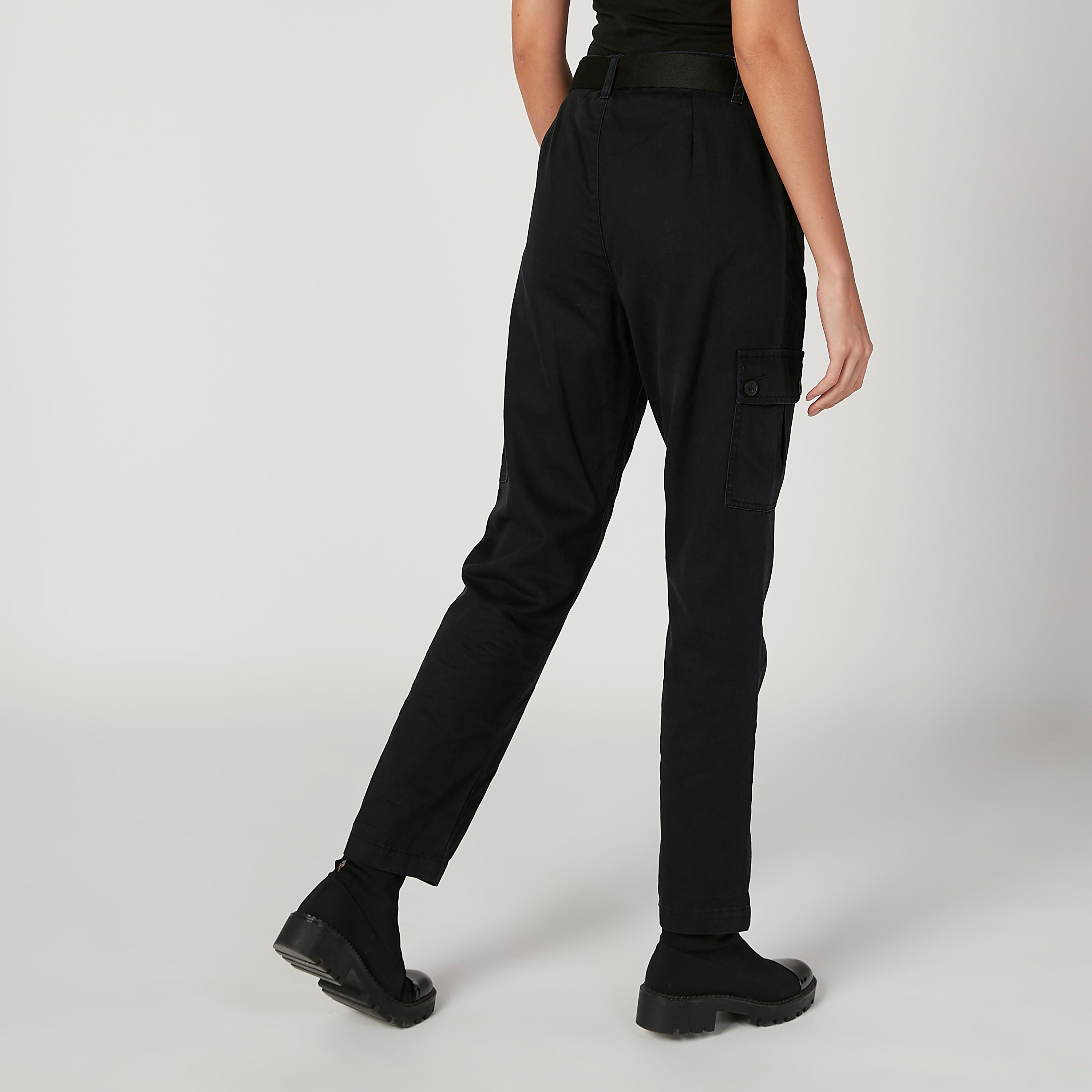 بنطلون كارجو بخصر متوسط الارتفاع وجيوب وحلقات للحزام-women-clothing-bottoms-trousers-image-4