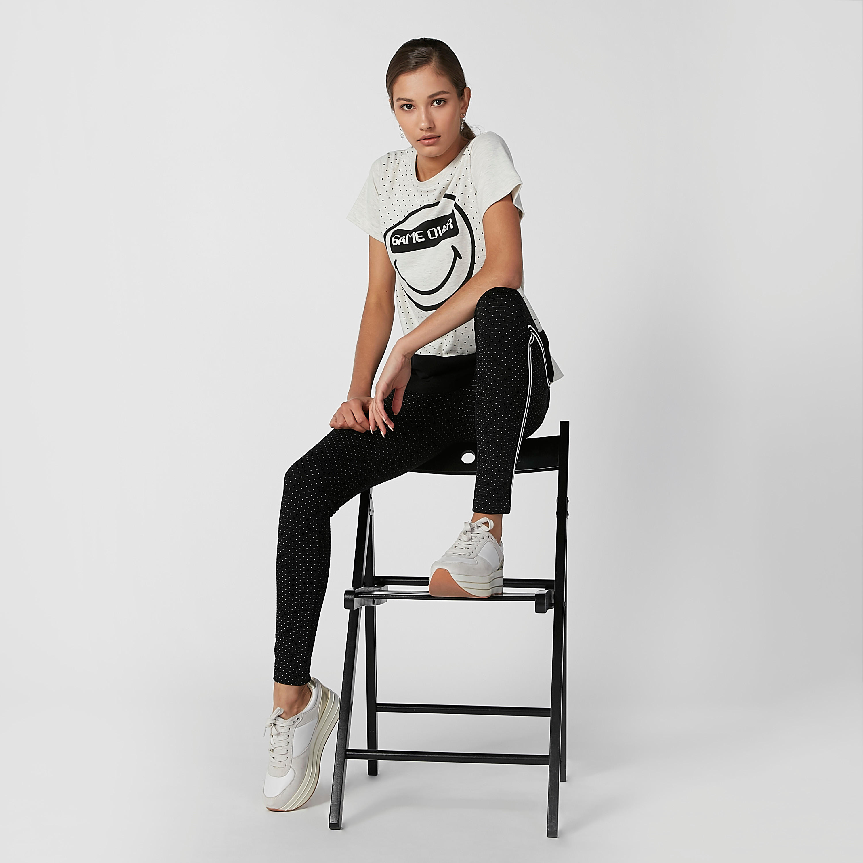 بنطلون بونتي سكيني بخصر متوسط الارتفاع وشريطة وطبعات-women-clothing-bottoms-trousers-image-2