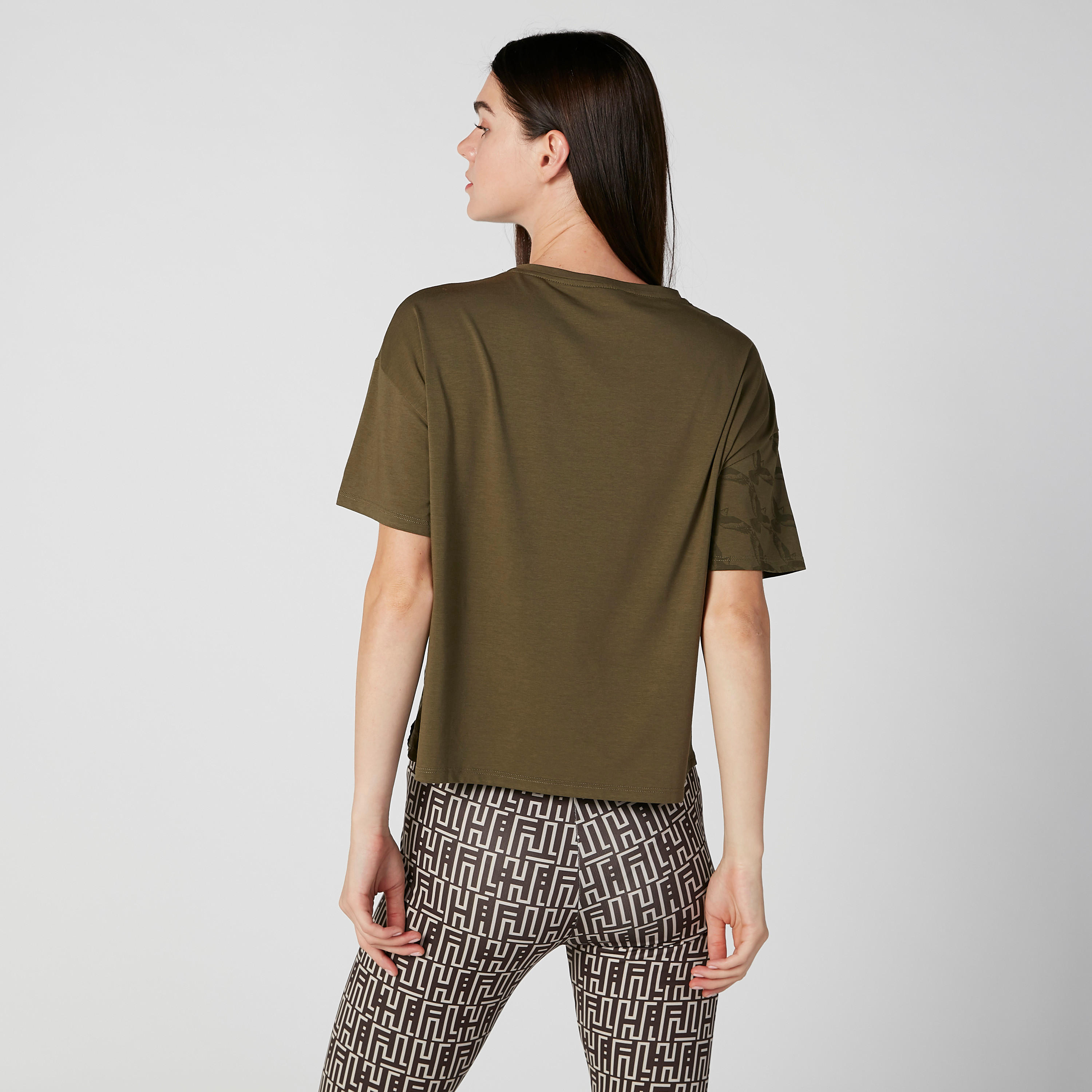تيشيرت بياقة مستديرة وشريطة وطبعات إكسبو 2020-women-clothing-tshirts-image-4