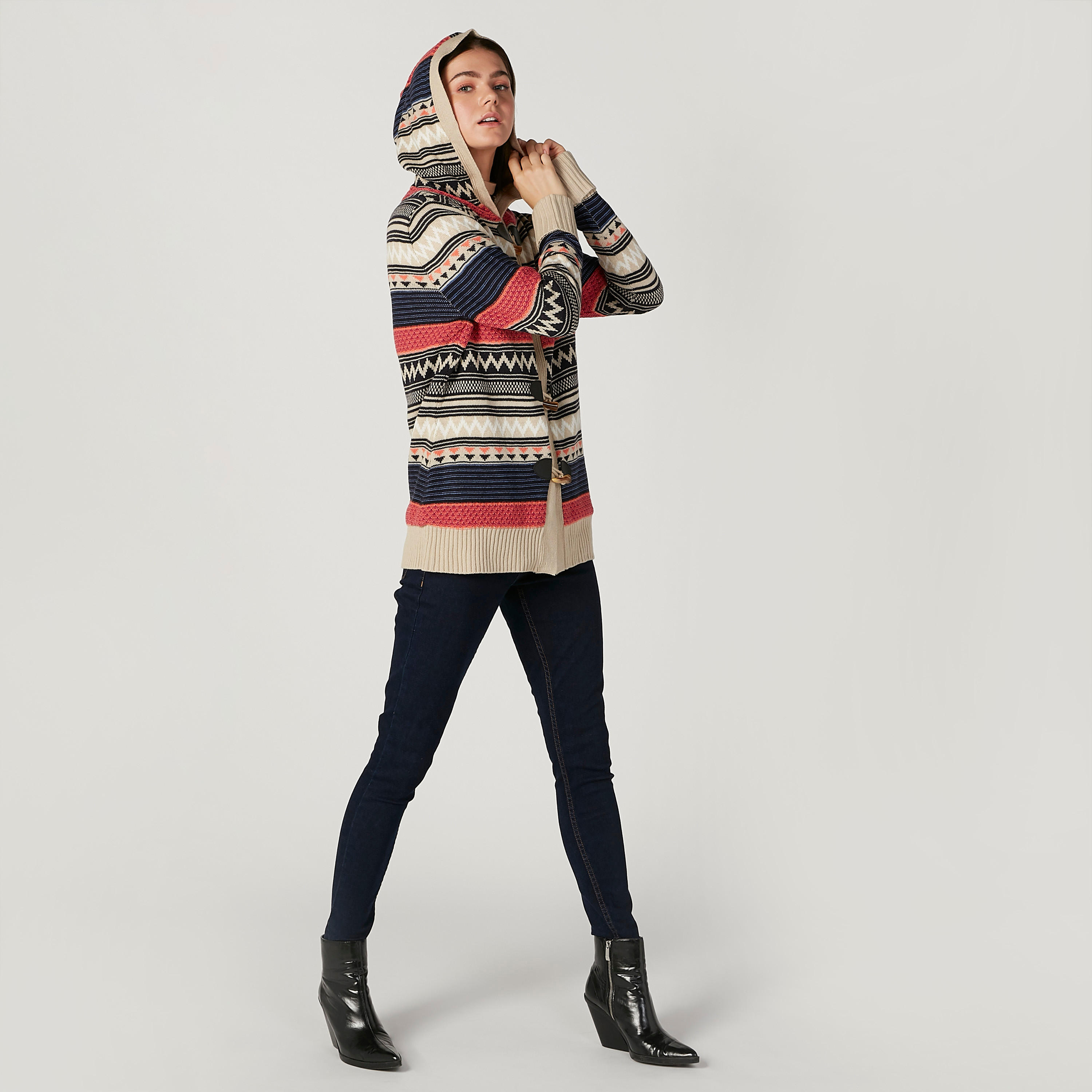 جاكيت بقبعة وأكمام طويلة وطبعات-women-winterwear-coatsandjackets-jackets-image-3