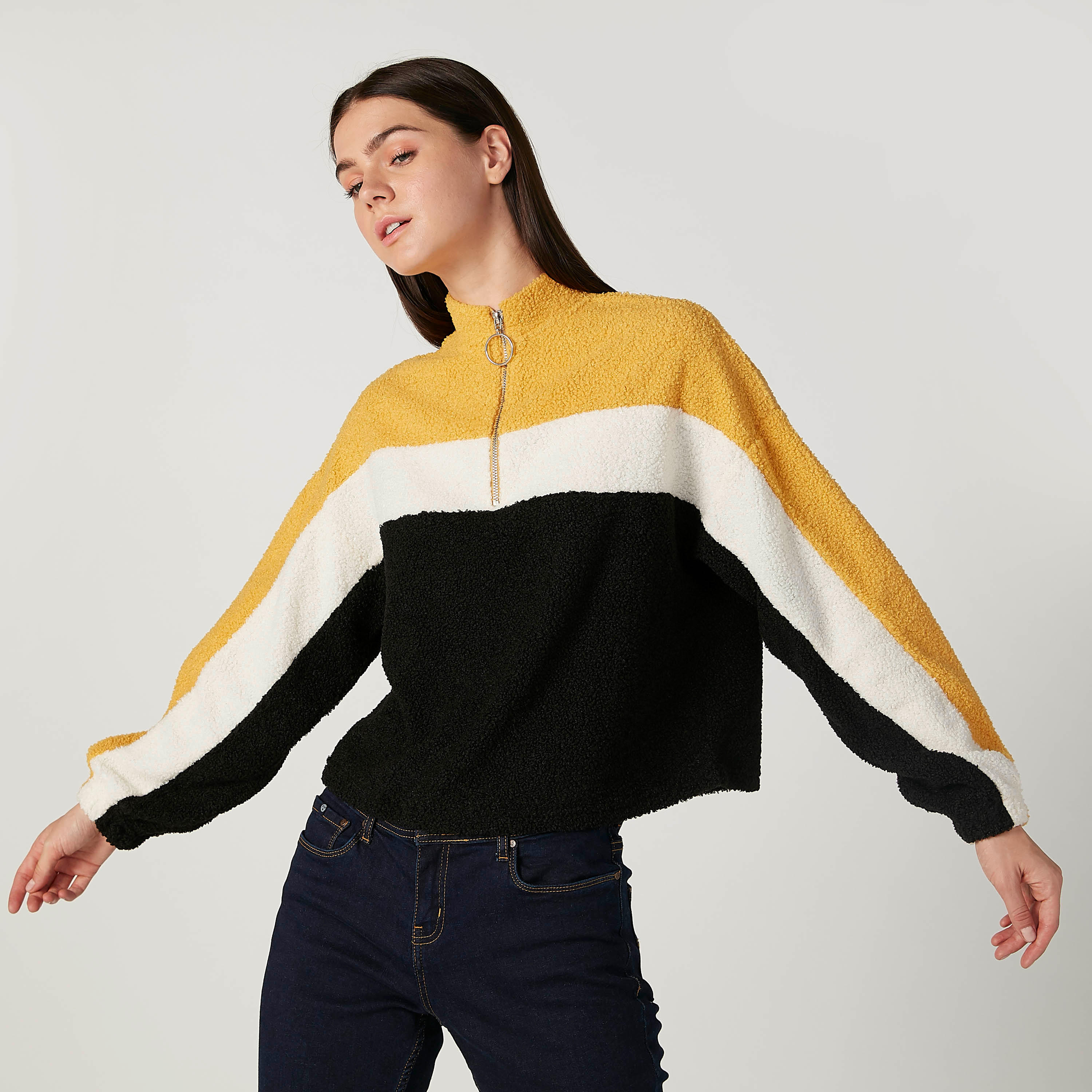 سويت شيرت بارز الملمس بياقة عالية وأكمام طويلة-women-winterwear-hoodiesandsweatshirts-sweatshirts-image-1
