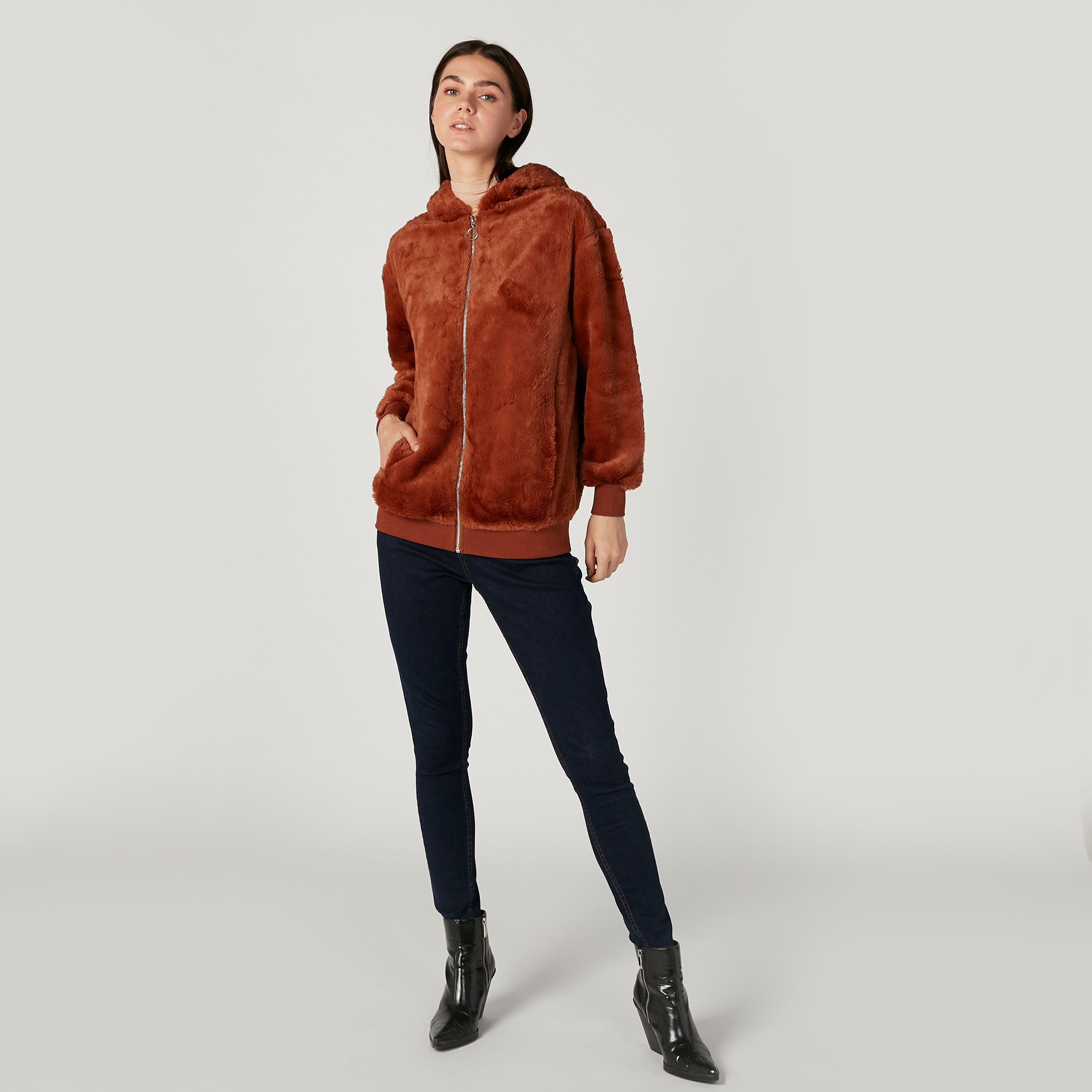 جاكيت بارز الملمس بأكمام طويلة وتفاصيل جيوب-women-winterwear-coatsandjackets-jackets-image-2