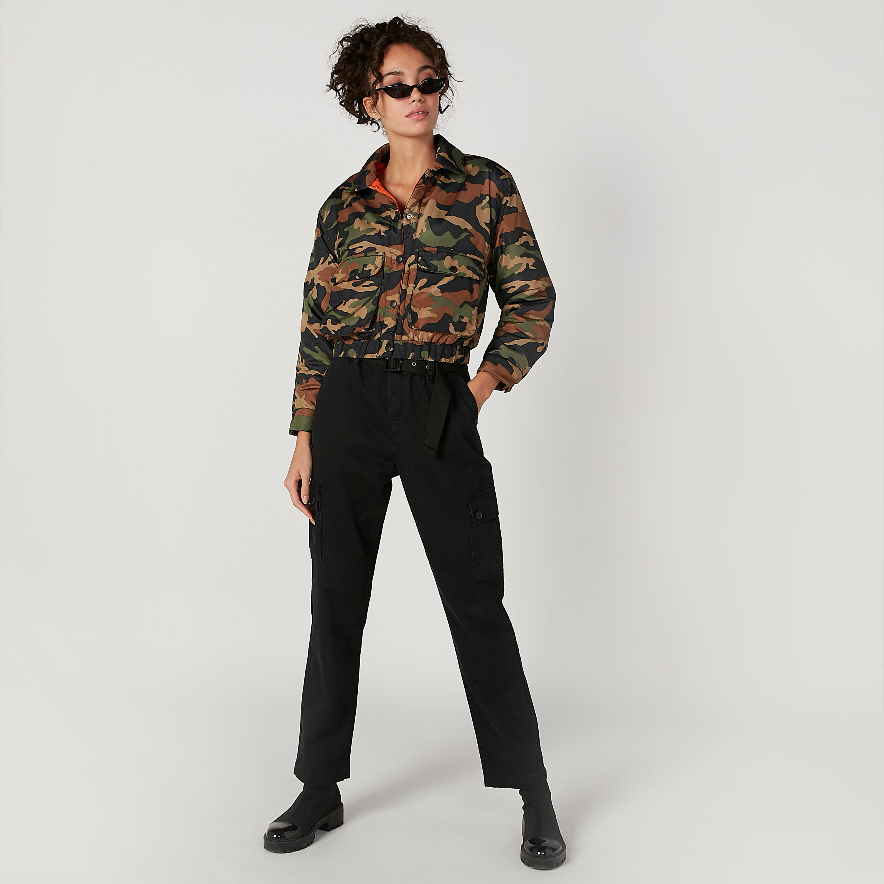 جاكيت بأكمام طويلة وجيوب بطيّة وطبعات مموّهة-women-winterwear-coatsandjackets-jackets-image-5
