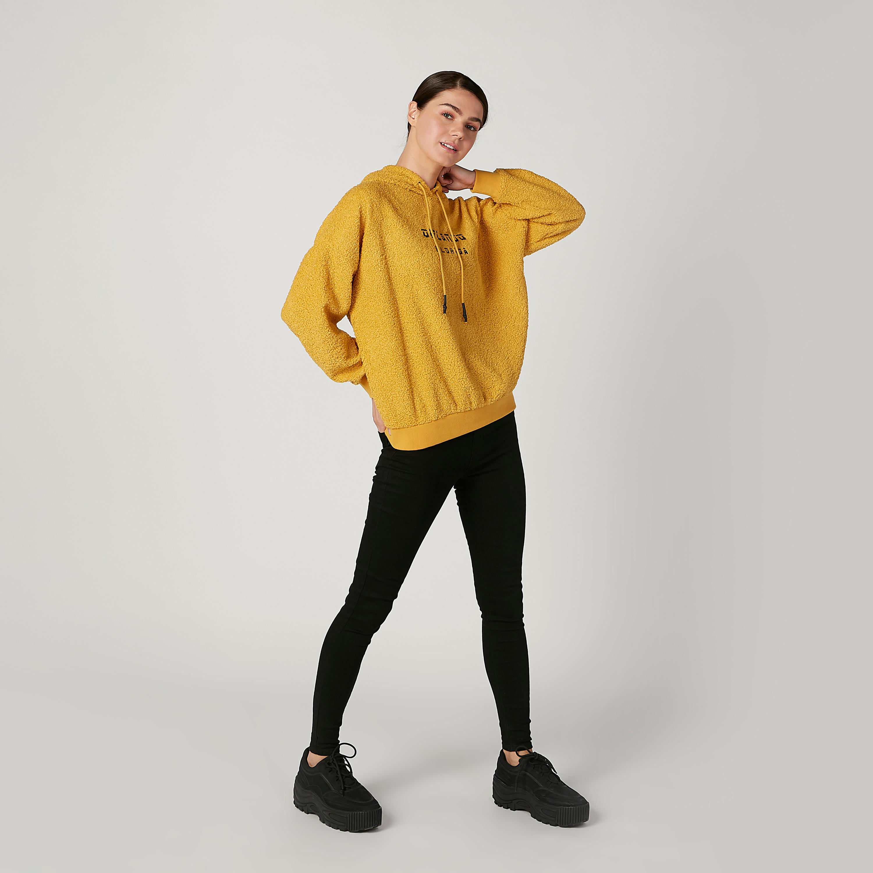 سويت شيرت بارز الملمس بأكمام طويلة وقبعة-women-winterwear-hoodiesandsweatshirts-hoodies-image-3