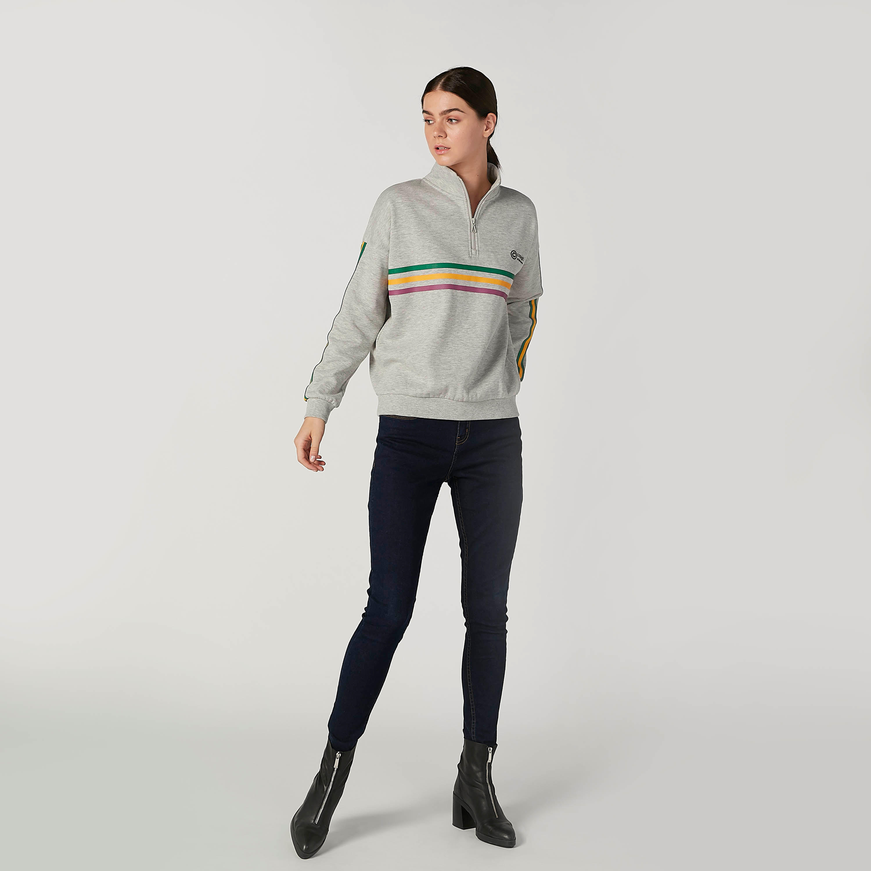 سويت شيرت بياقة عالية بأكمام منسدلة وطبعات-women-winterwear-hoodiesandsweatshirts-sweatshirts-image-2