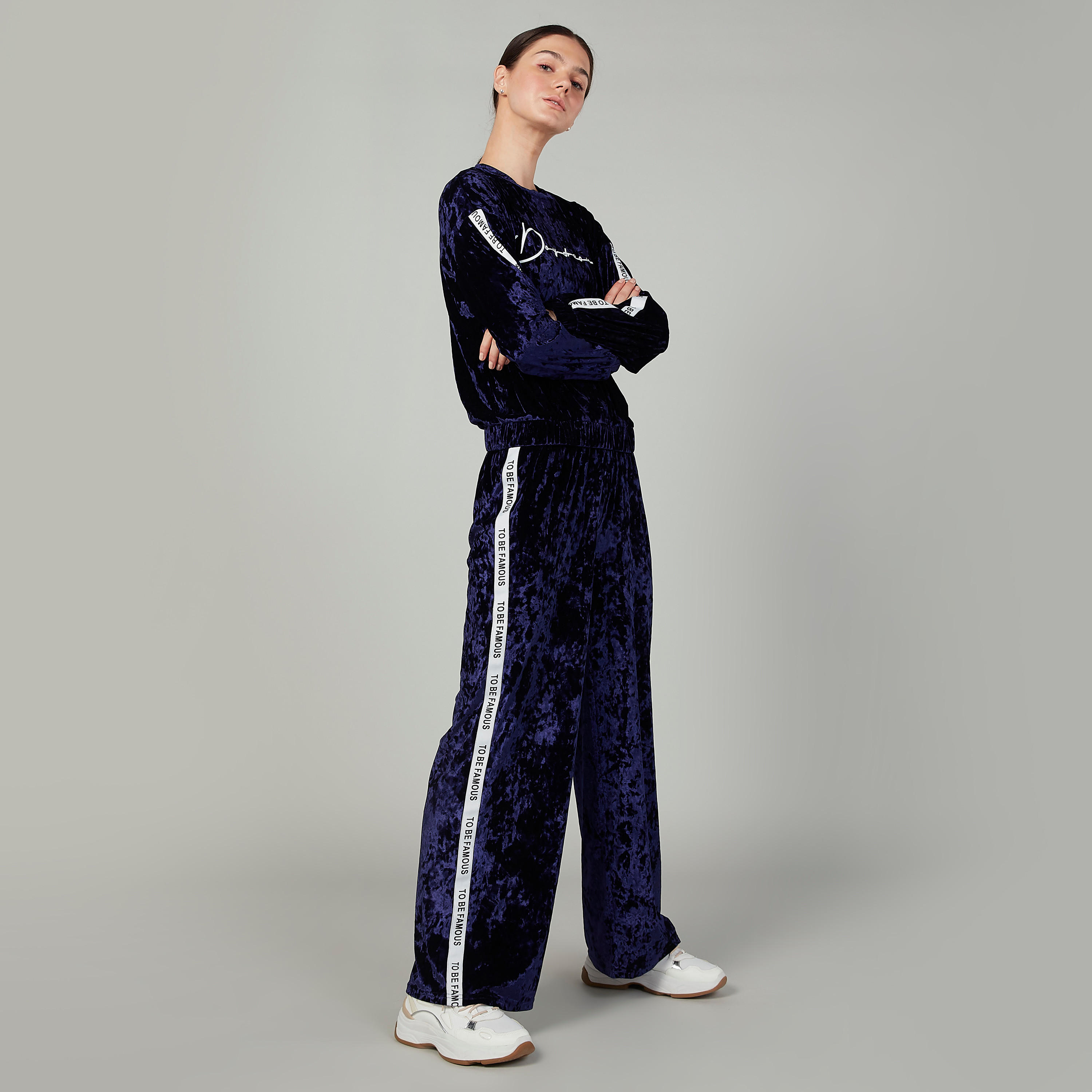 بنطلون بارز الملمس بخصر متوسط الارتفاع و وشريطة بطبعات-women-clothing-bottoms-trousers-image-2
