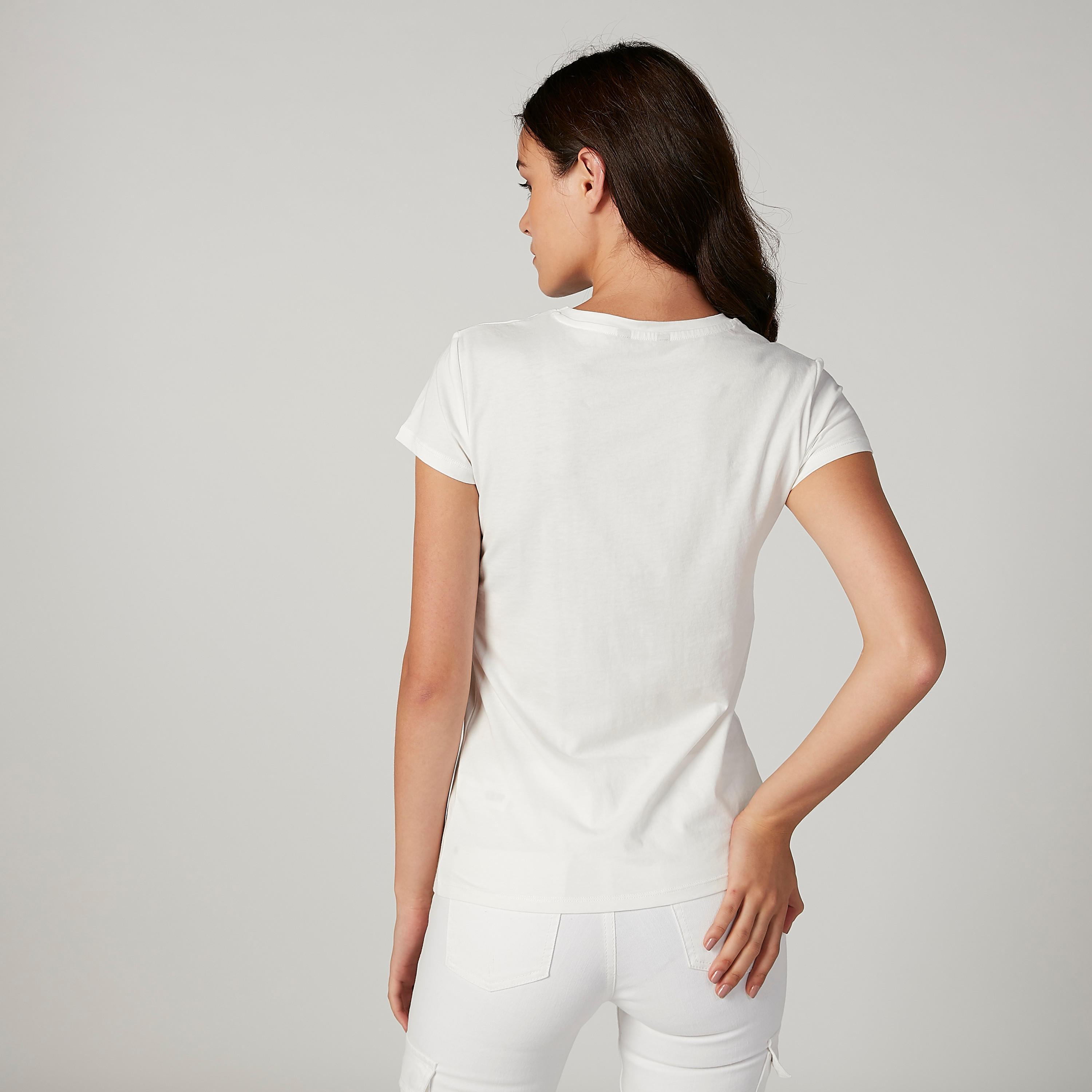 تيشيرت مستدام بياقة ضيّقة وأكمام قصيرة وطبعات -women-clothing-tshirts-image-3