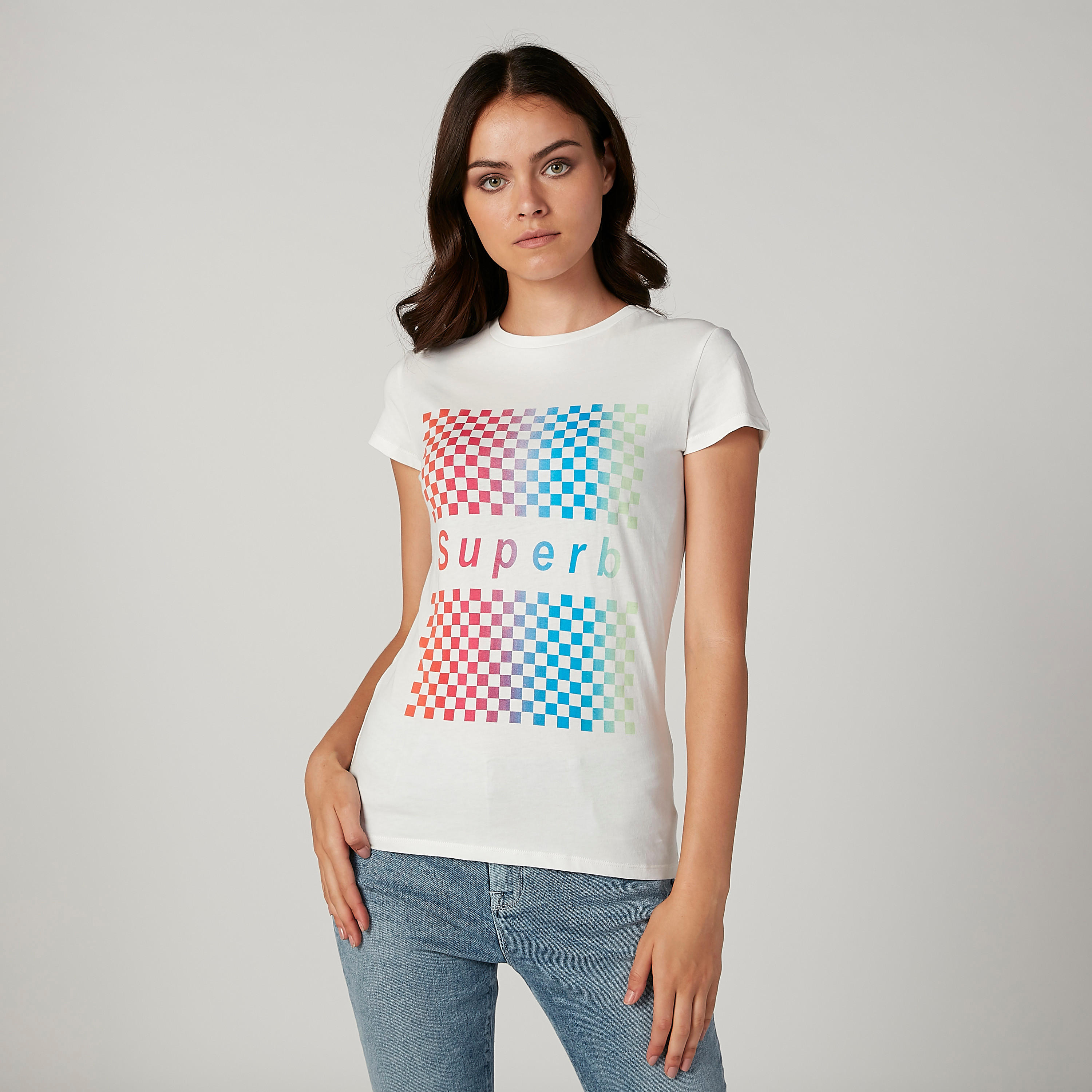تيشيرت مستدام بياقة ضيّقة وأكمام قصيرة وطبعات -women-clothing-tshirts-image-1