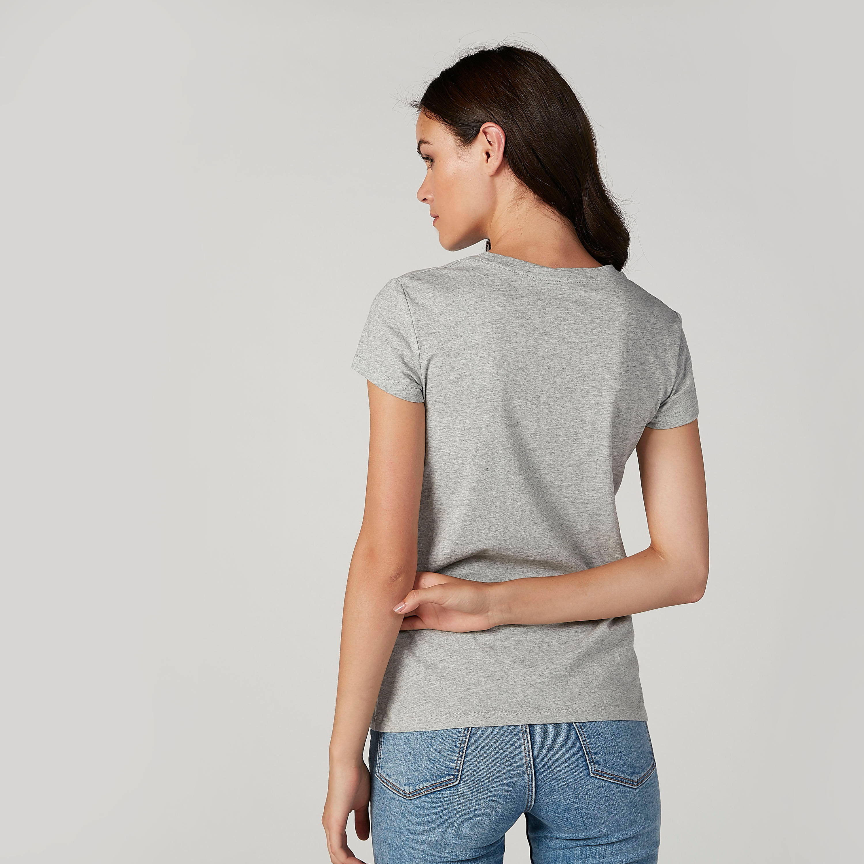 تيشيرت مستدام بياقة مستديرة وأكمام كاب وطبعات-women-clothing-tshirts-image-4
