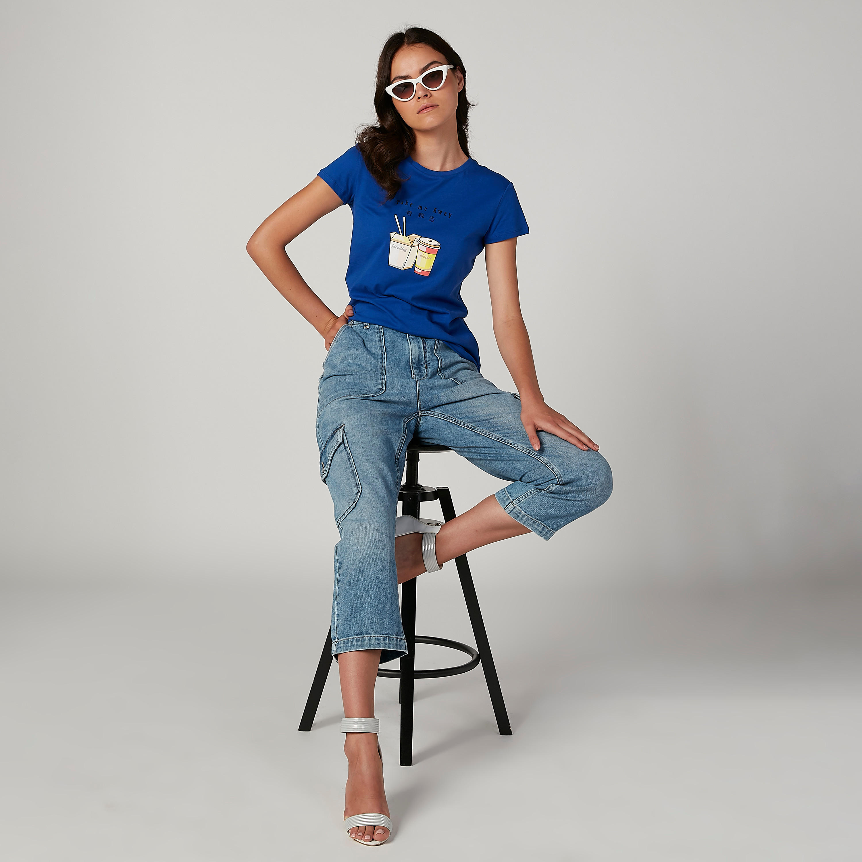 تيشيرت مستدام بياقة ضيّقة وأكمام قصيرة وطبعات-women-clothing-tshirts-image-2
