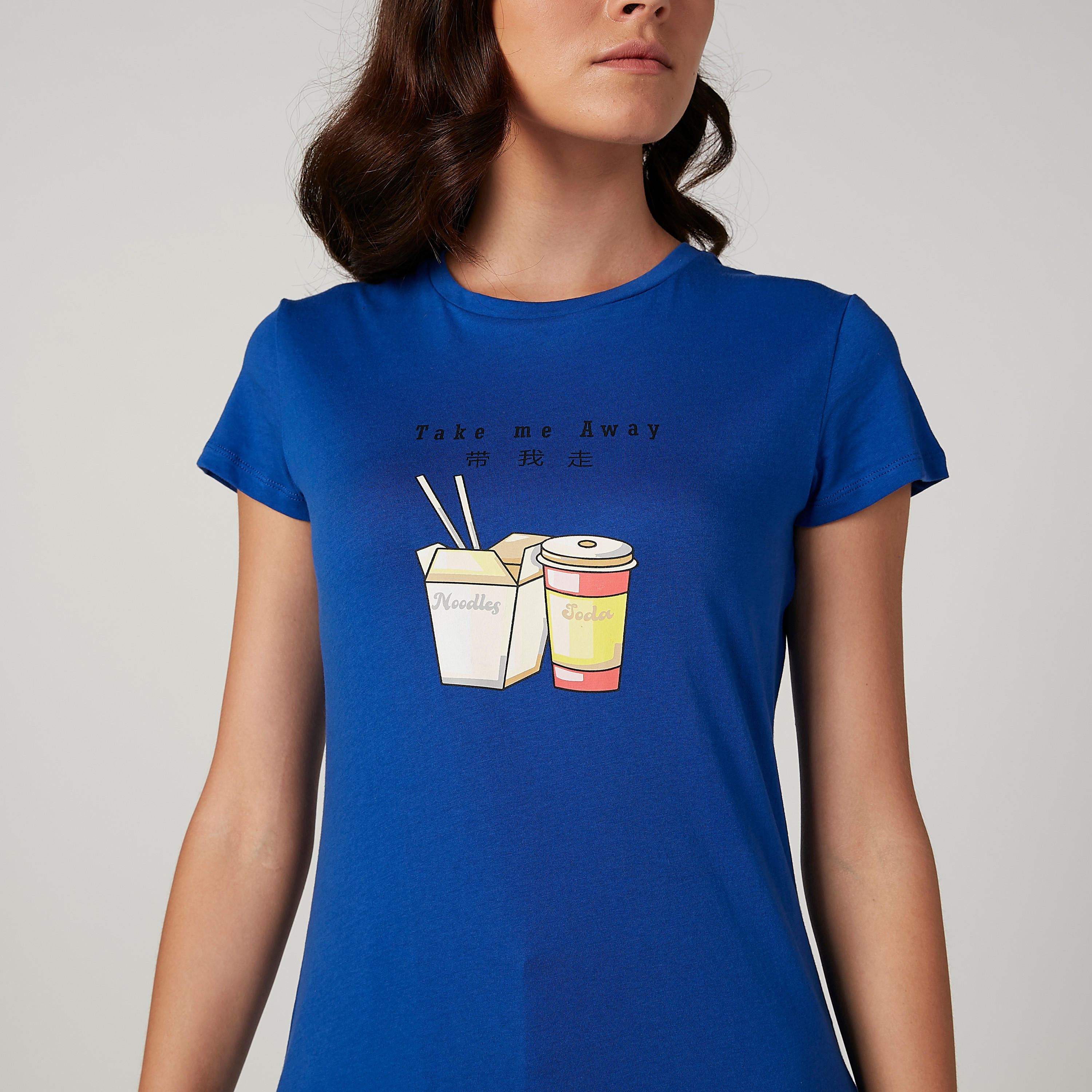 تيشيرت مستدام بياقة ضيّقة وأكمام قصيرة وطبعات-women-clothing-tshirts-image-3