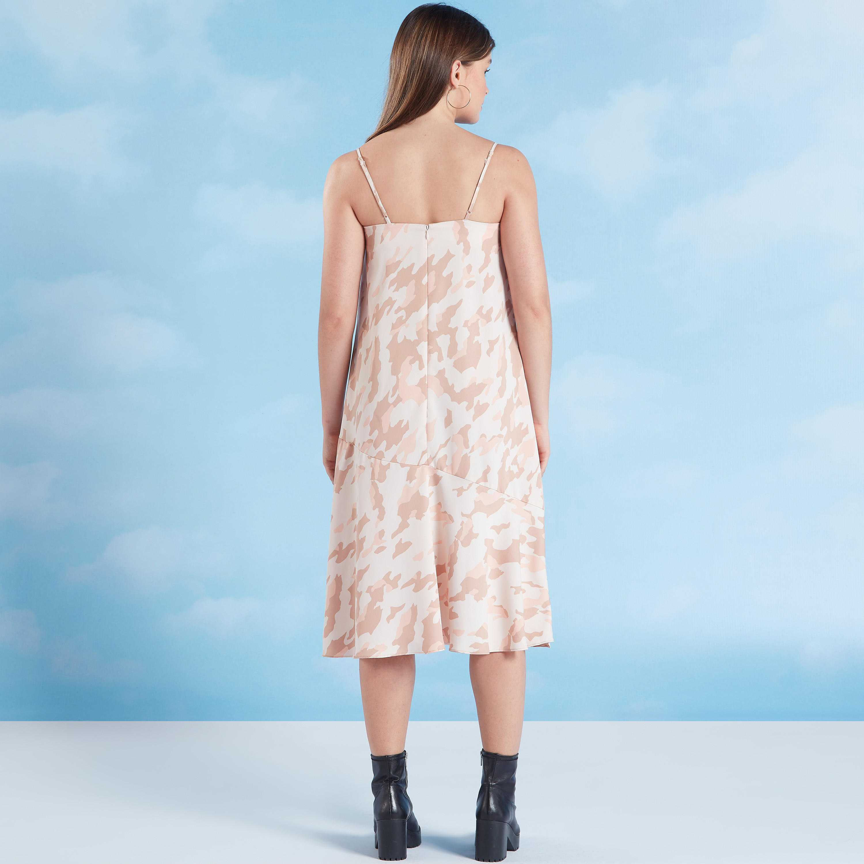 فستان ميدي ايه لاين بحمالات رفيعة وطبعات-women-clothing-dresses-image-4