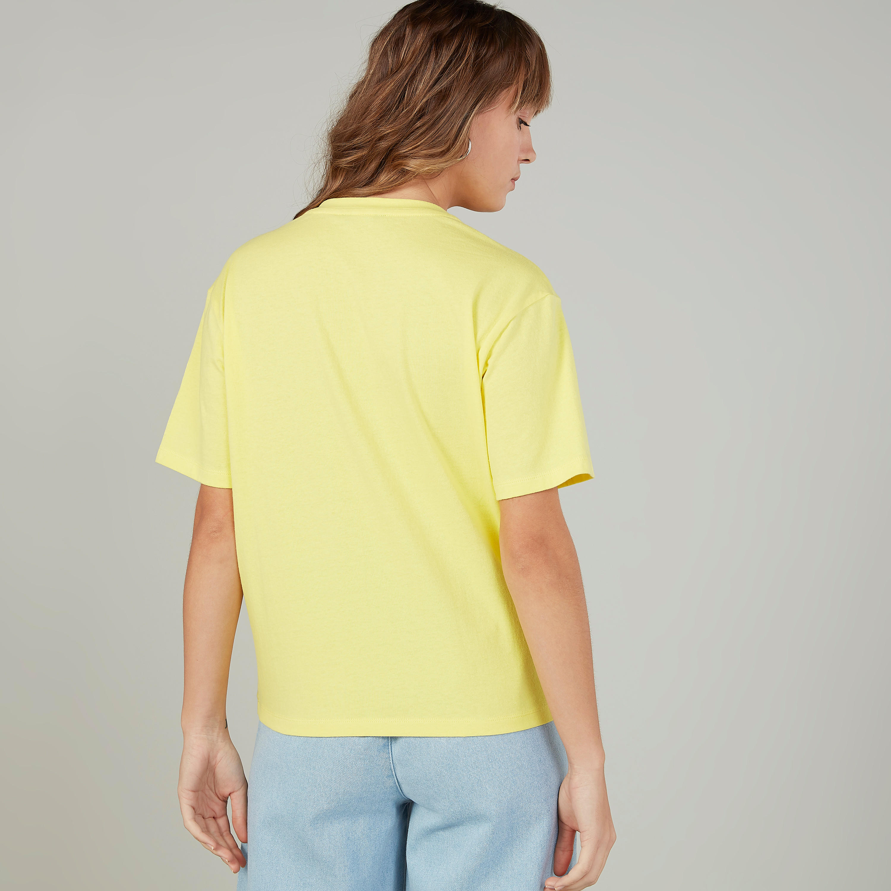 تيشيرت بياقة ضيّقة وأكمام قصيرة وطبعات-women-clothing-tshirts-image-1