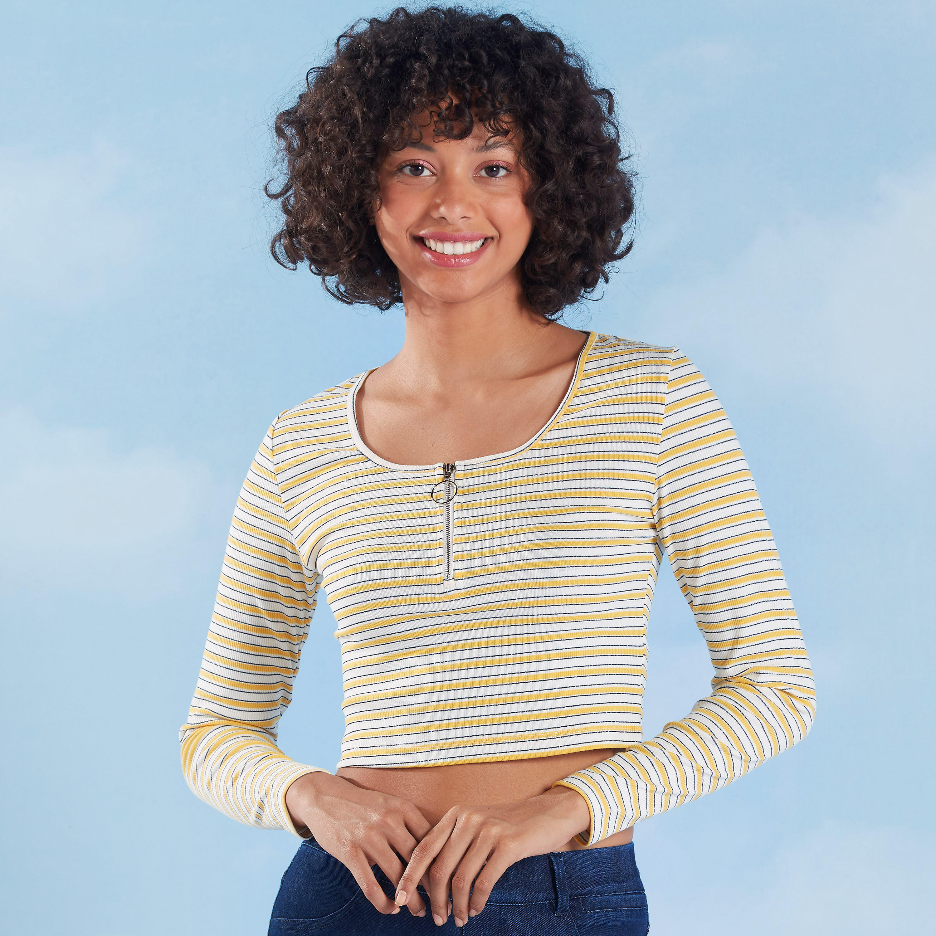 تيشيرت قصير مخطط بياقة قارب وأكمام طويلة-women-clothing-tshirts-image-1