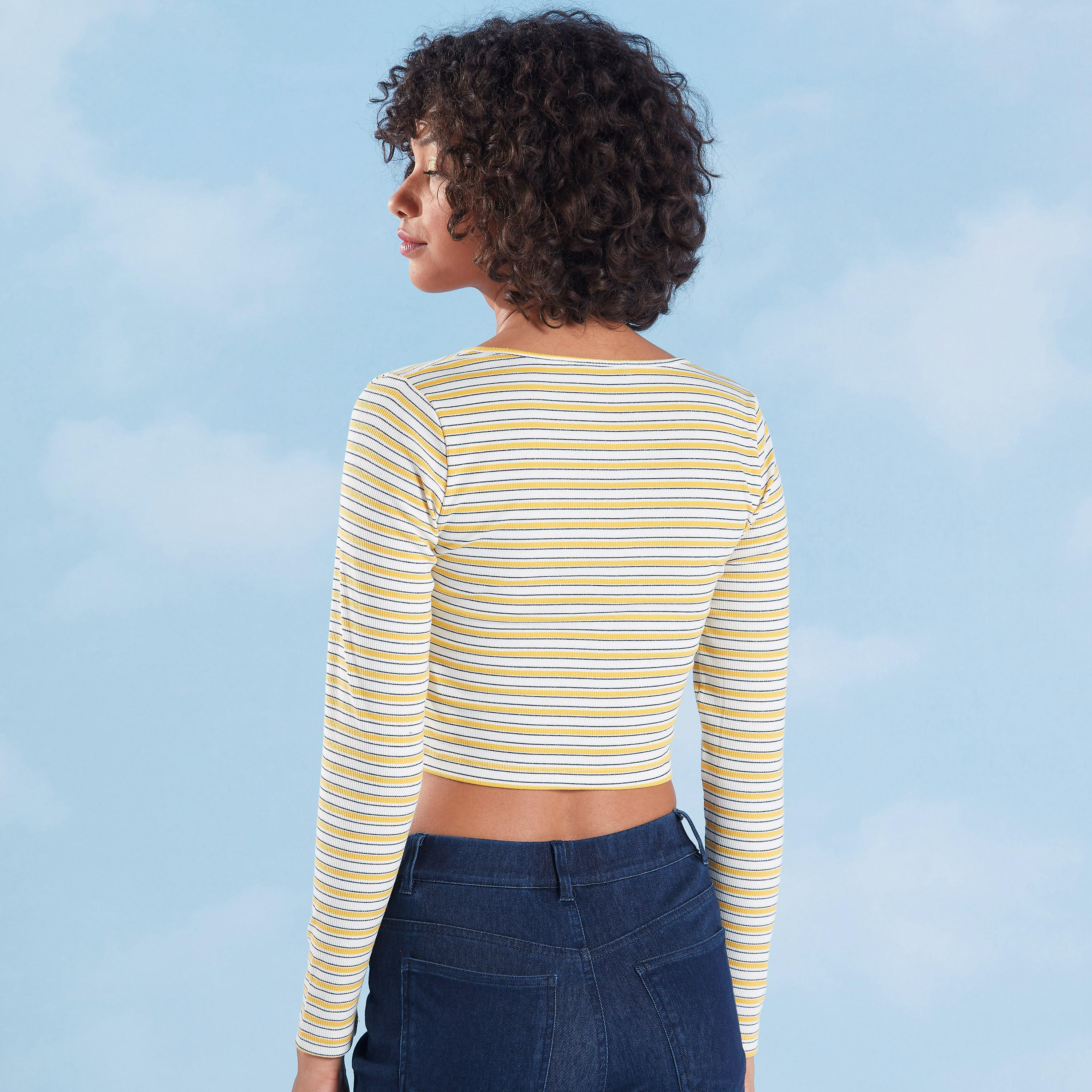 تيشيرت قصير مخطط بياقة قارب وأكمام طويلة-women-clothing-tshirts-image-4