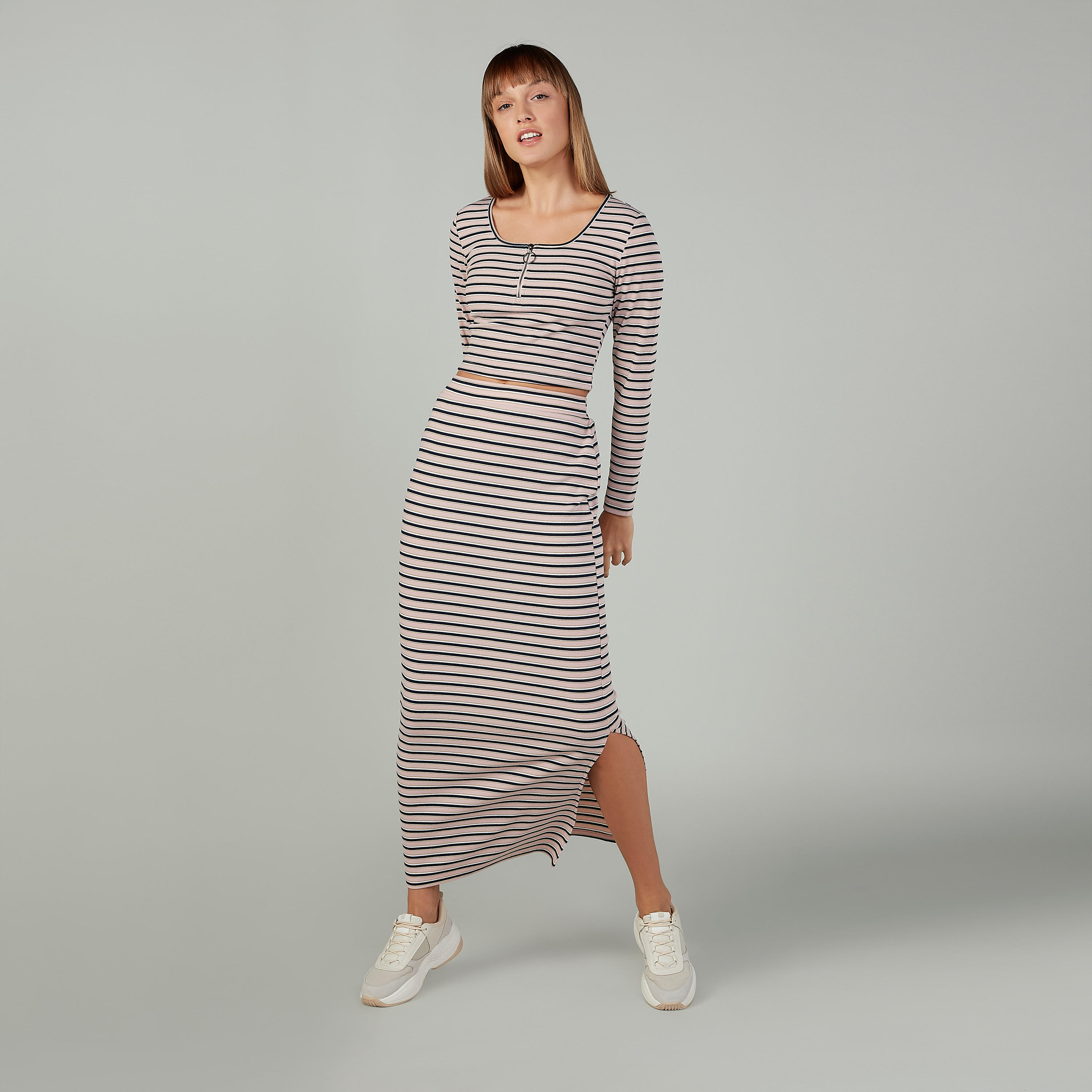 تنورة ماكسي ضيّقة مخططة بخصر مطّاطي وفتحة جانبية-women-clothing-bottoms-skirts-image-5