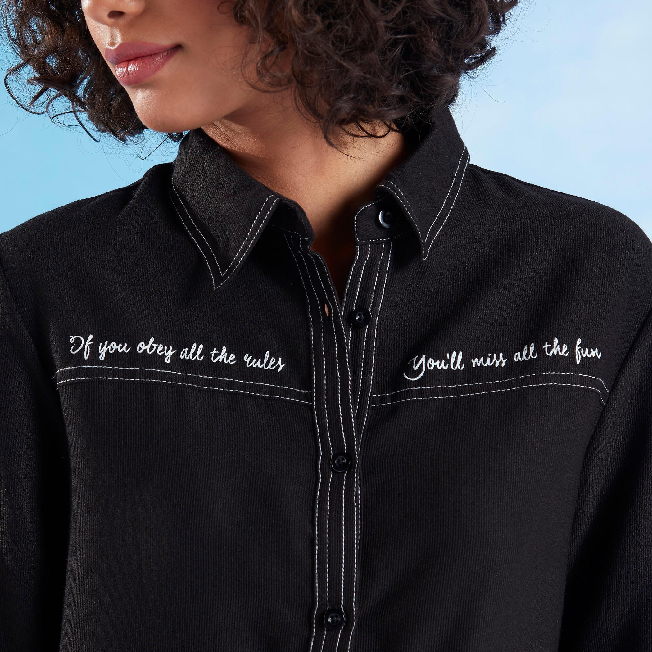 قميص بياقة عادية وأكمام طويلة وطبعات-women-clothing-shirtsandblouses-shirts-image-3