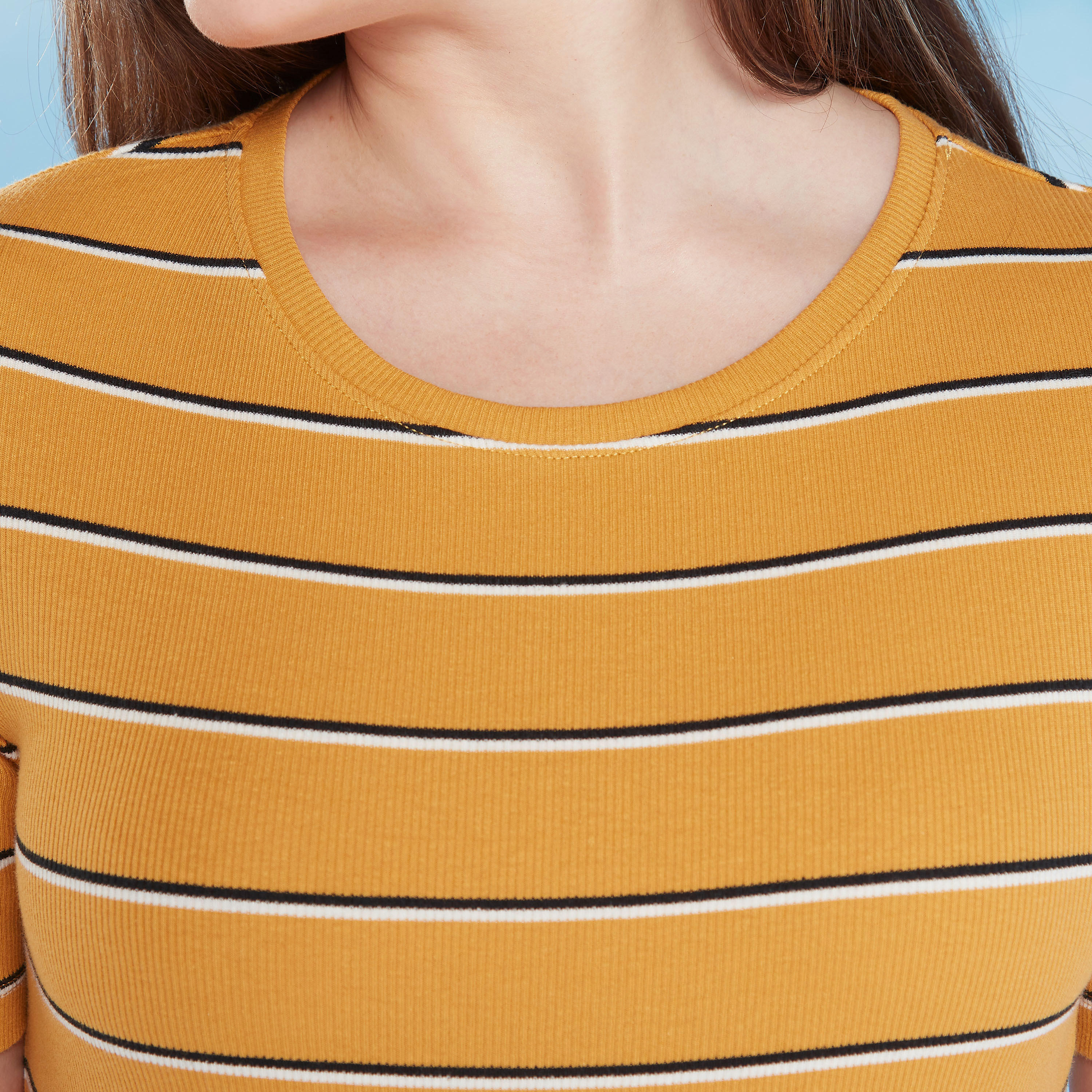 فستان إيه لاين ميدي مقلّم بياقة مستديرة وأكمام قصيرة-women-clothing-dresses-image-4