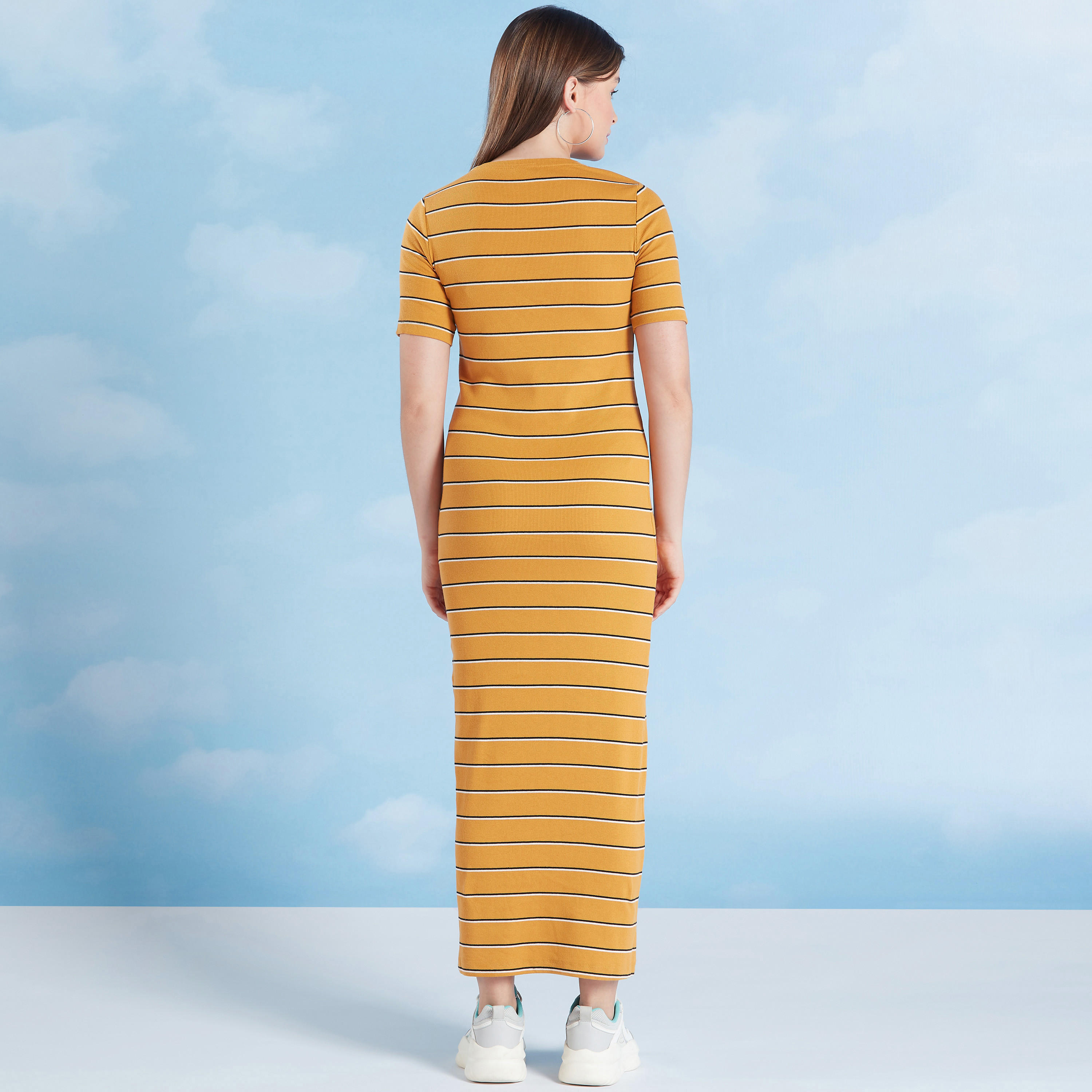 فستان إيه لاين ميدي مقلّم بياقة مستديرة وأكمام قصيرة-women-clothing-dresses-image-5