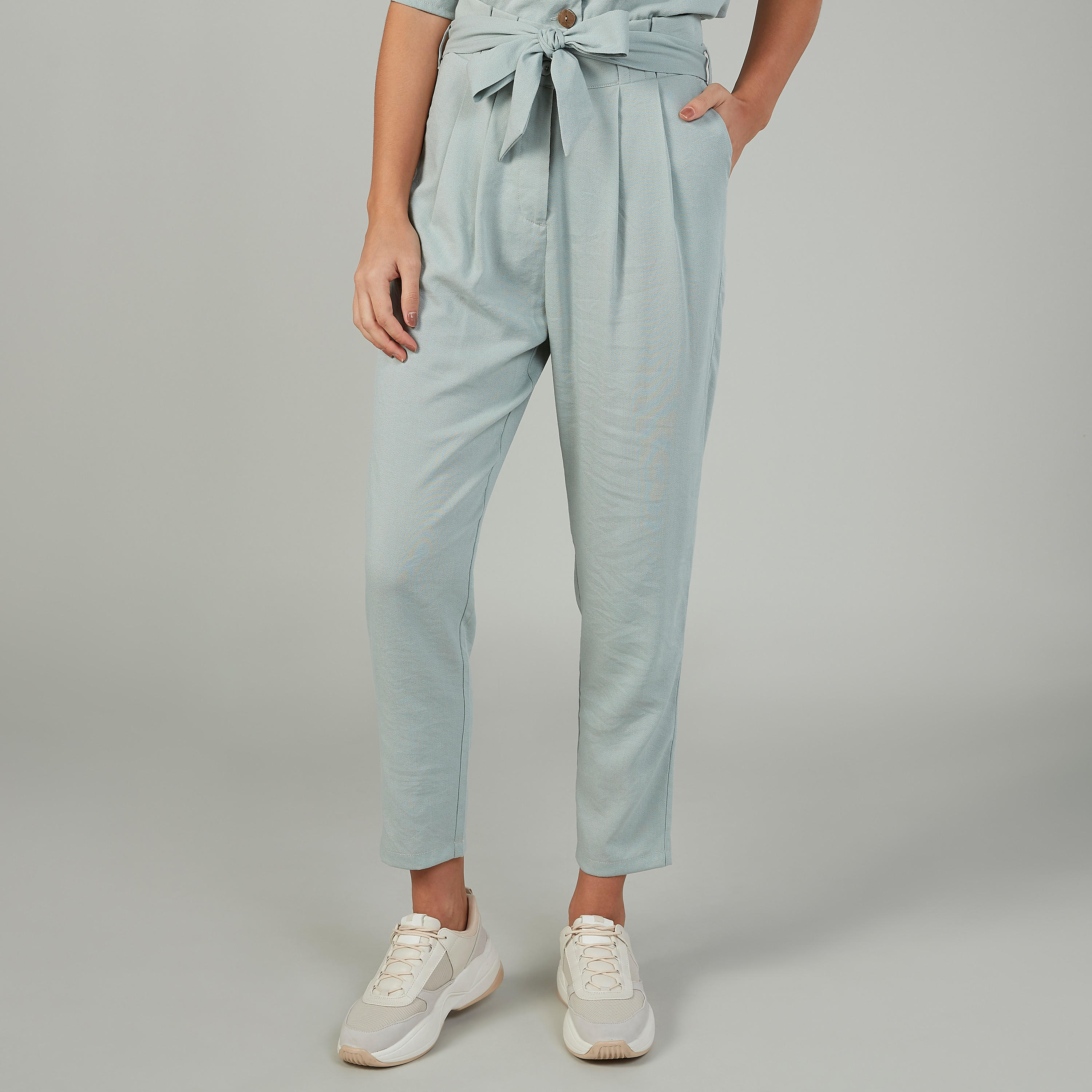 بنطلون واسع الساقين سادة بخصر متوسط الارتفاع وجيوب وأربطة-women-clothing-bottoms-trousers-image-1