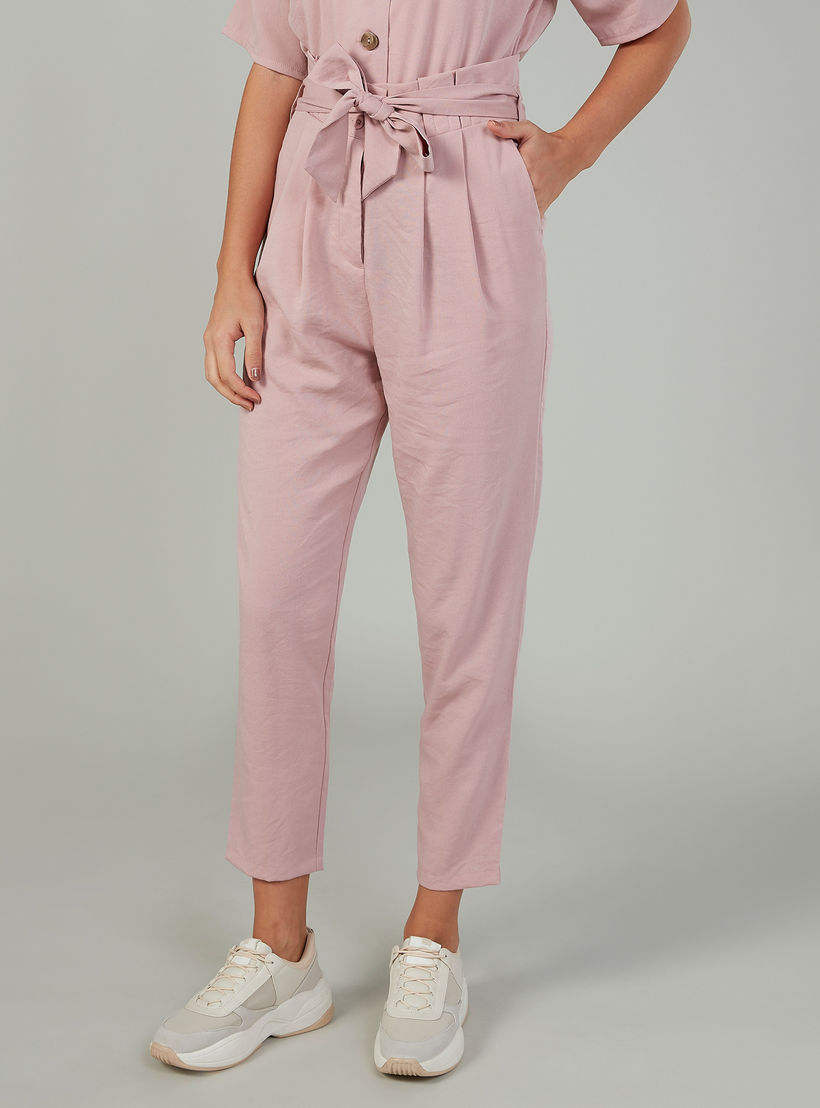 بنطلون سادة بخصر بيبرباج وتفاصيل جيوب-women-clothing-bottoms-trousers-image-1