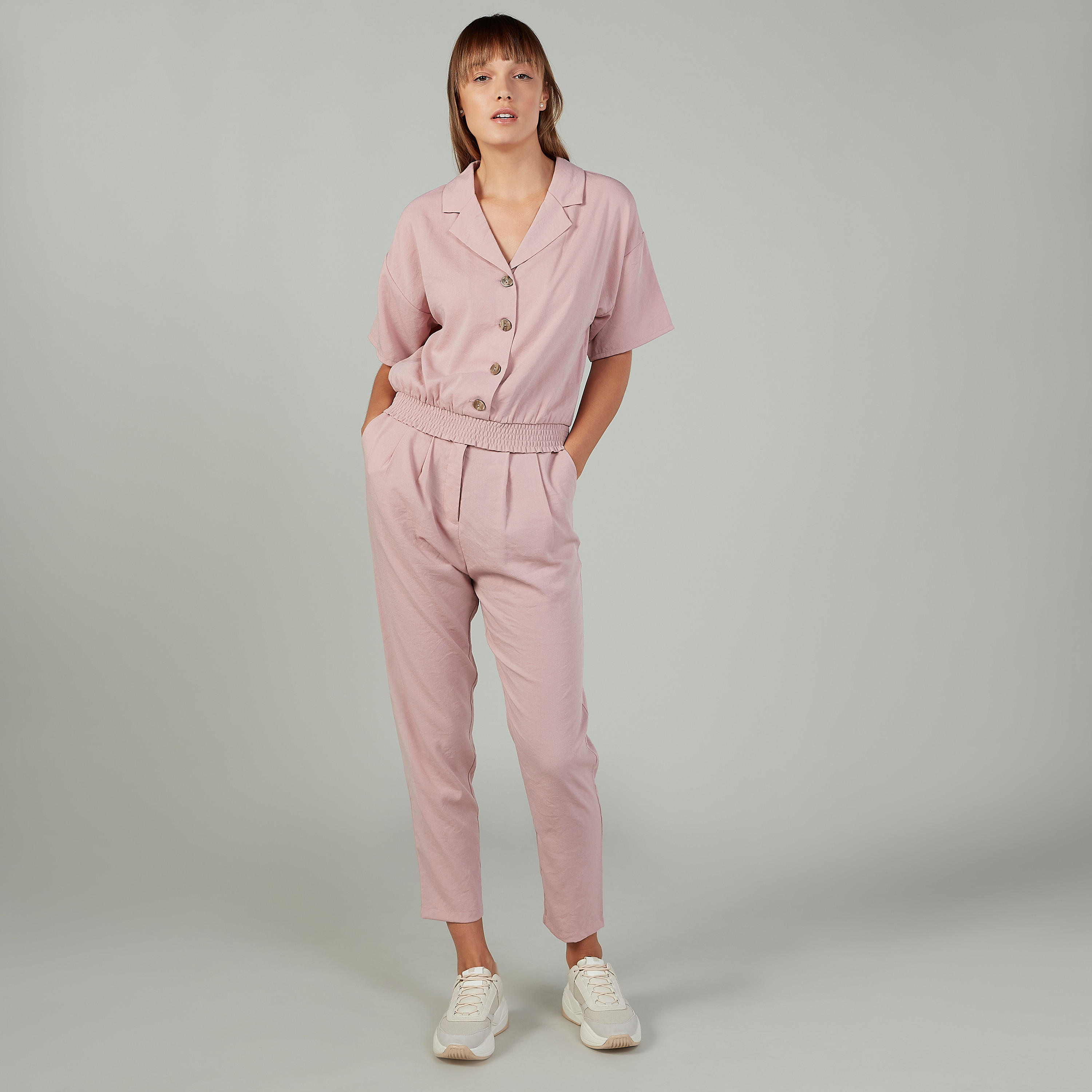 بنطلون سادة بخصر بيبرباج وتفاصيل جيوب-women-clothing-bottoms-trousers-image-2