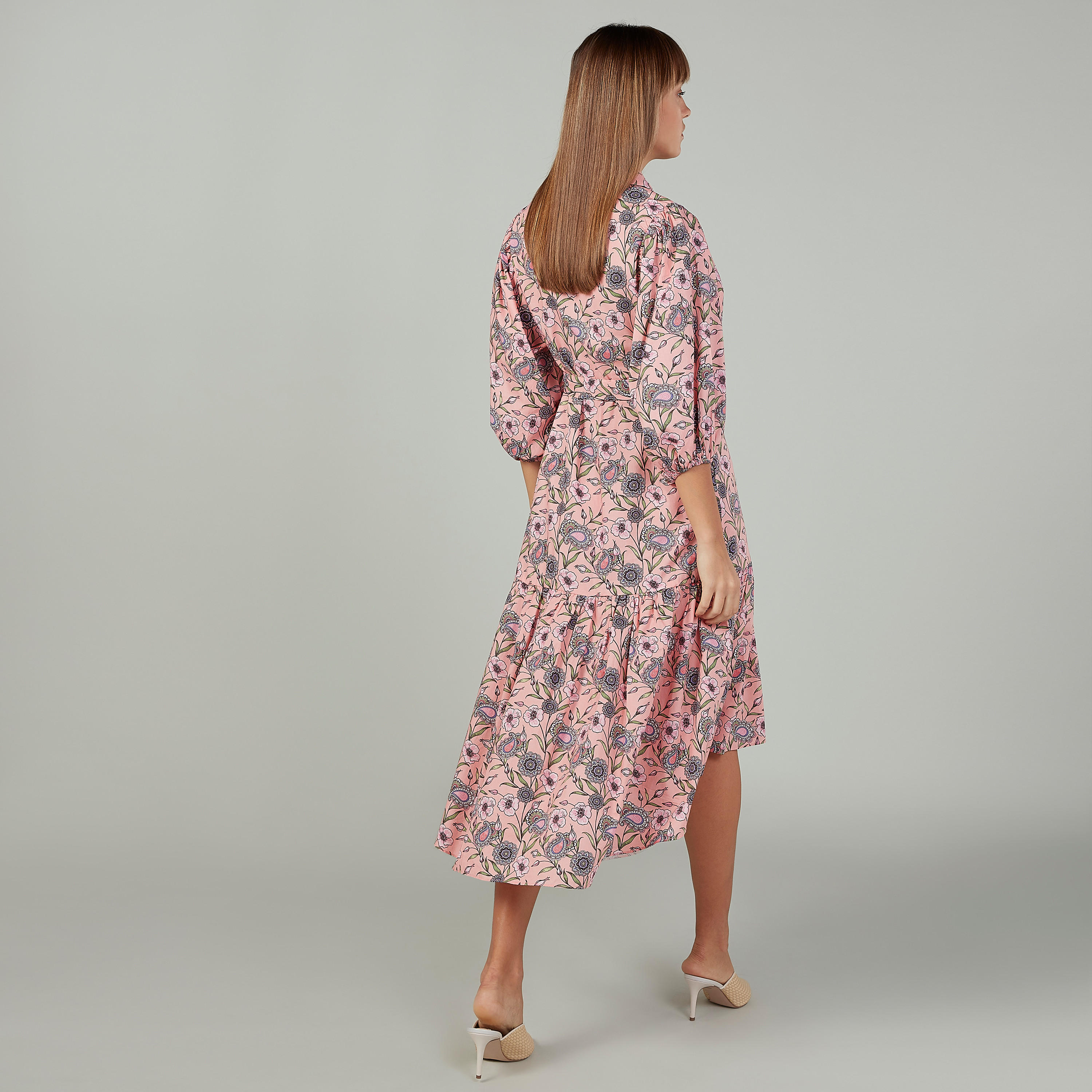 فستان متوسط الطول بأكمام بيشوب وأربطة وطبعات زهرية من كوتون-women-clothing-dresses-image-4