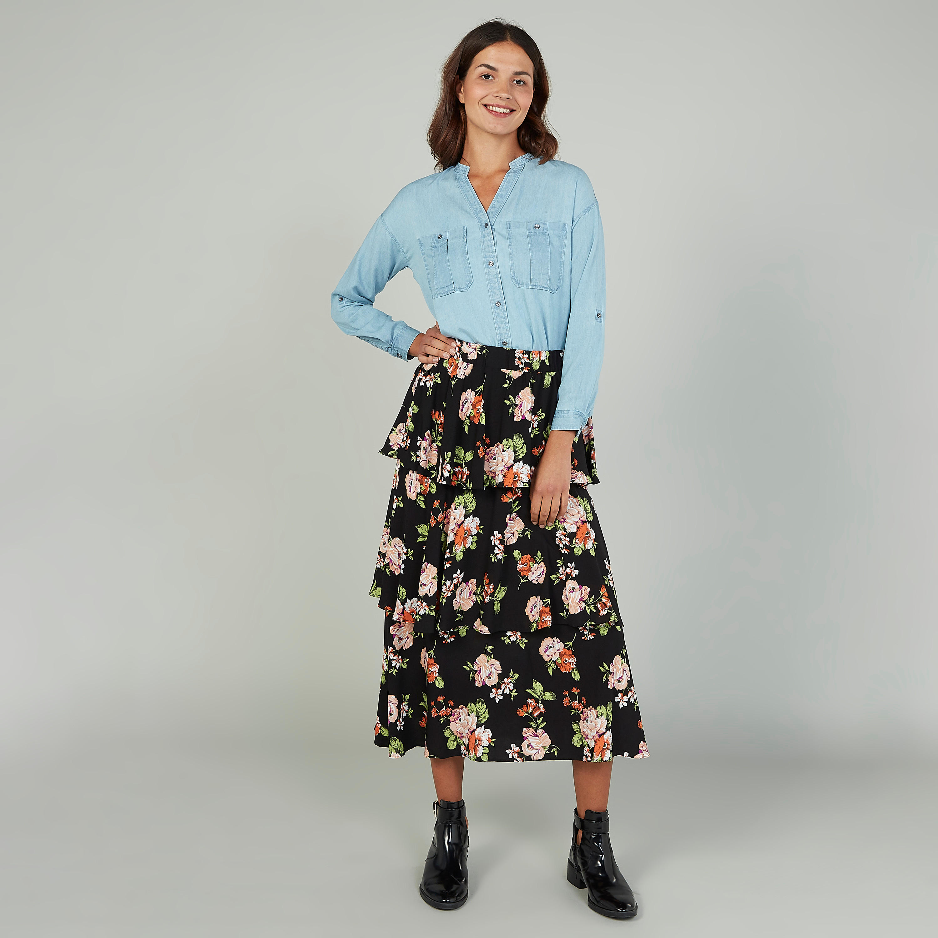 تنورة إيه لاين متوسطة الطول بخصر مطّاطي وطبعات زهرية-women-clothing-bottoms-skirts-image-2