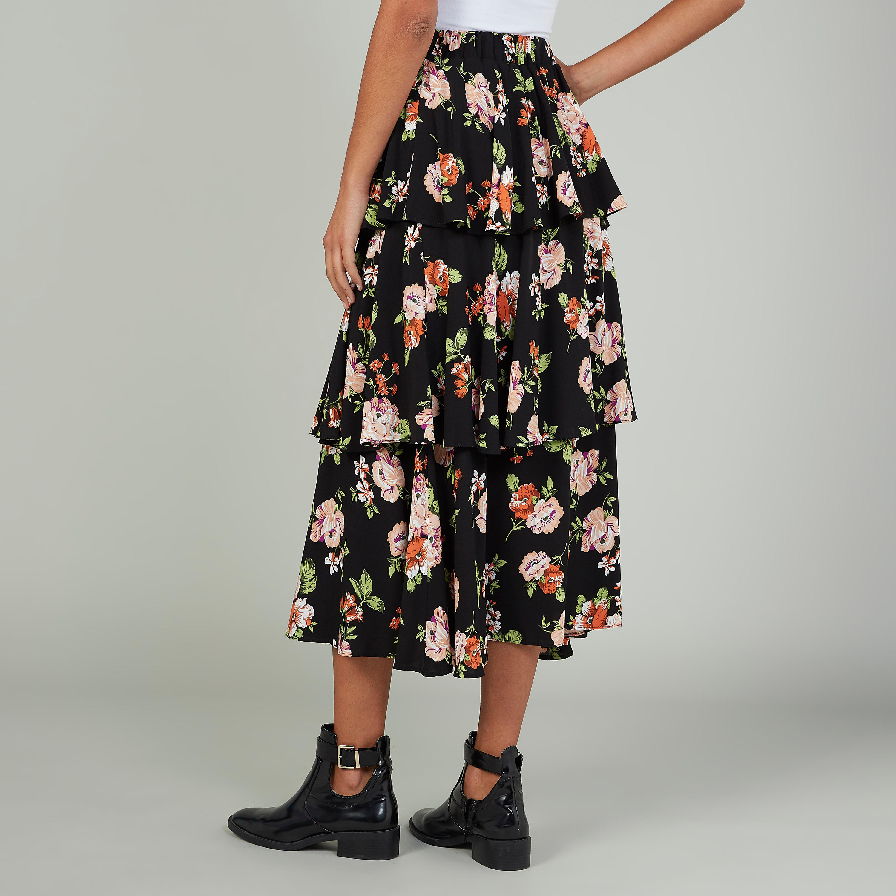 تنورة إيه لاين متوسطة الطول بخصر مطّاطي وطبعات زهرية-women-clothing-bottoms-skirts-image-4