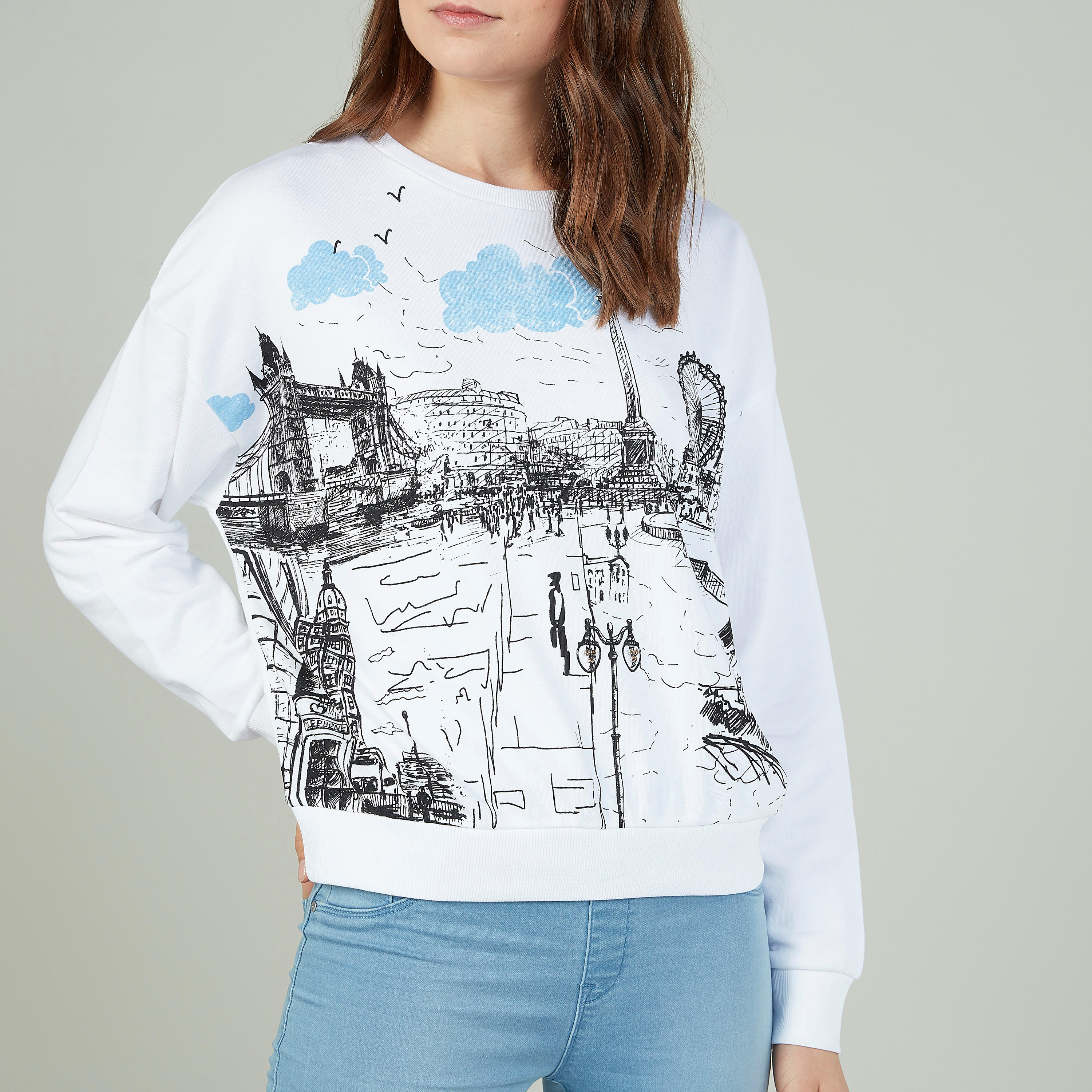 سويت شيرت بياقة مستديرة وأكمام طويلة وطبعات-women-winterwear-hoodiesandsweatshirts-sweatshirts-image-3