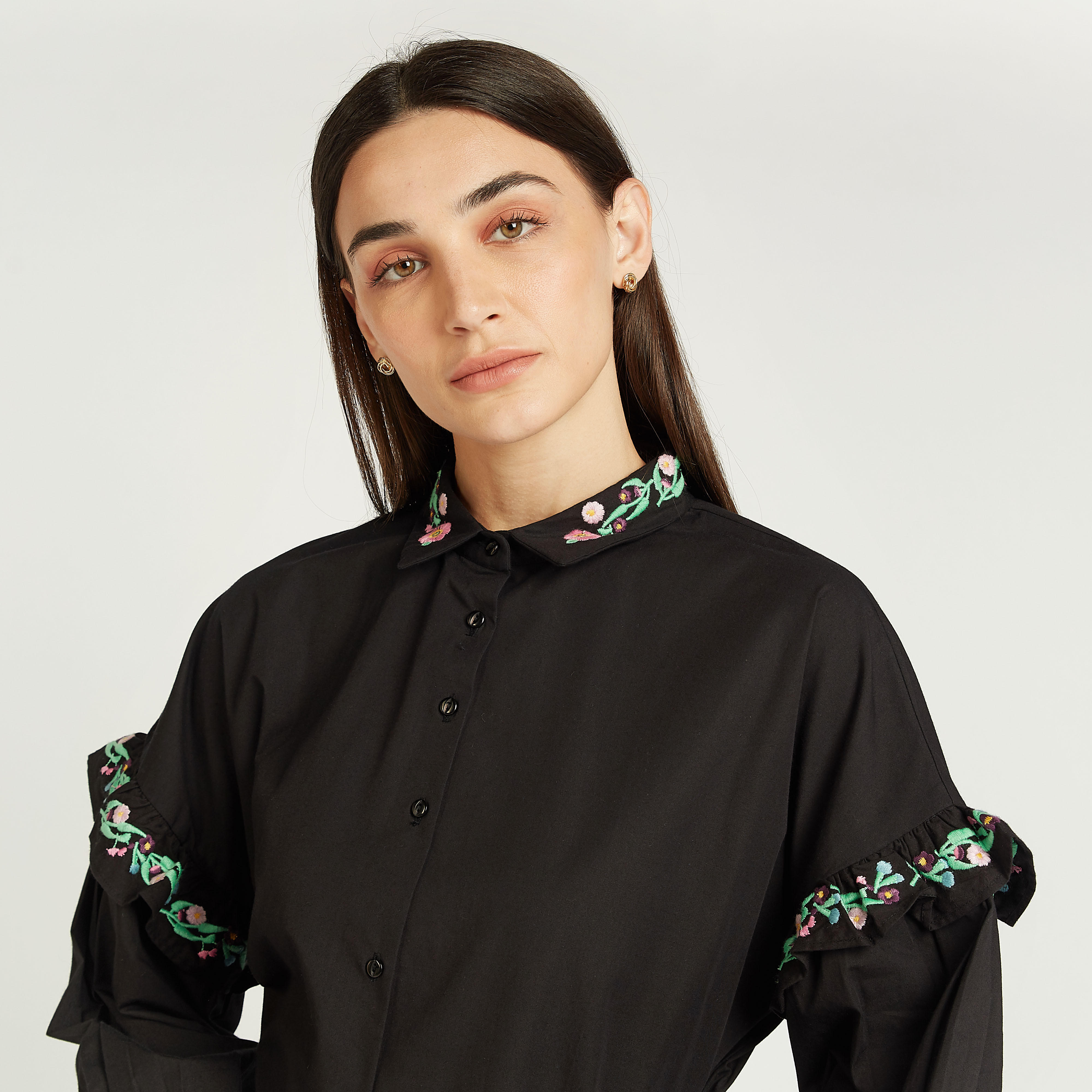 قميص سادة بأكمام طويلة وتفاصيل مطرزة بكشكش-women-clothing-shirtsandblouses-shirts-image-2