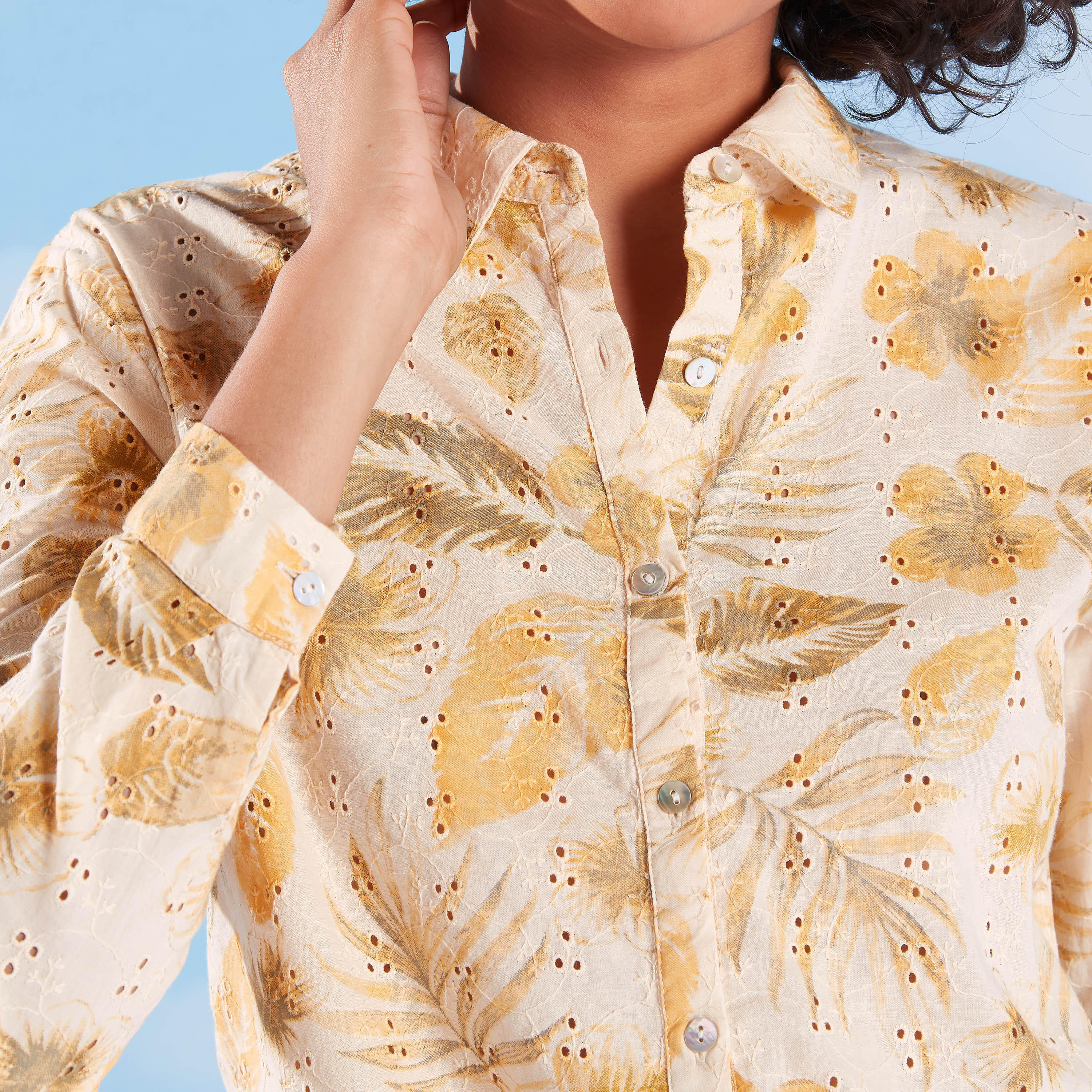 بلوزة بياقة عاديّة وأكمام طويلة وطبعات-women-clothing-shirtsandblouses-blouses-image-3