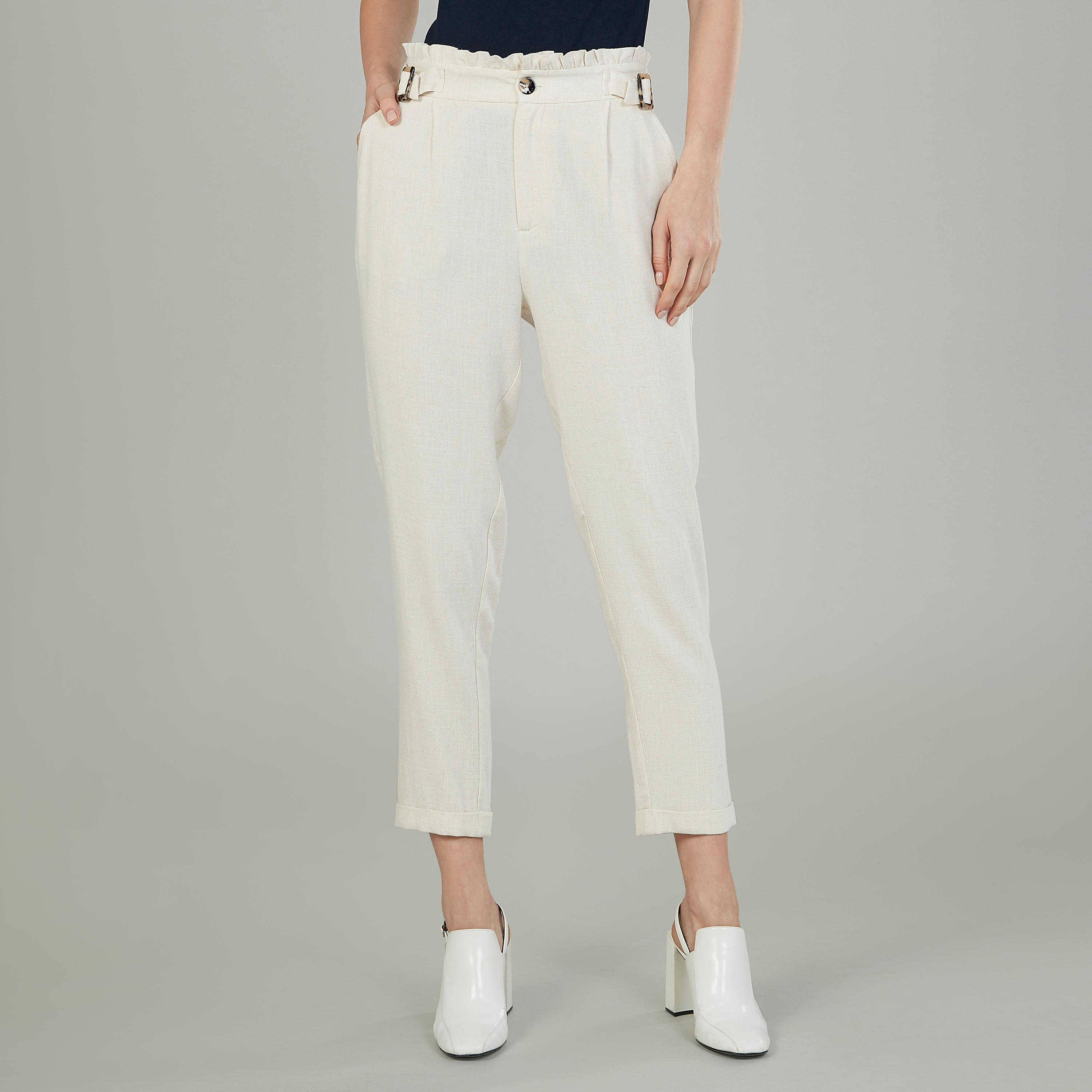 بنطلون سادة بخصر مرتفع وجيوب وتفاصيل كشكشة-women-clothing-bottoms-trousers-image-1