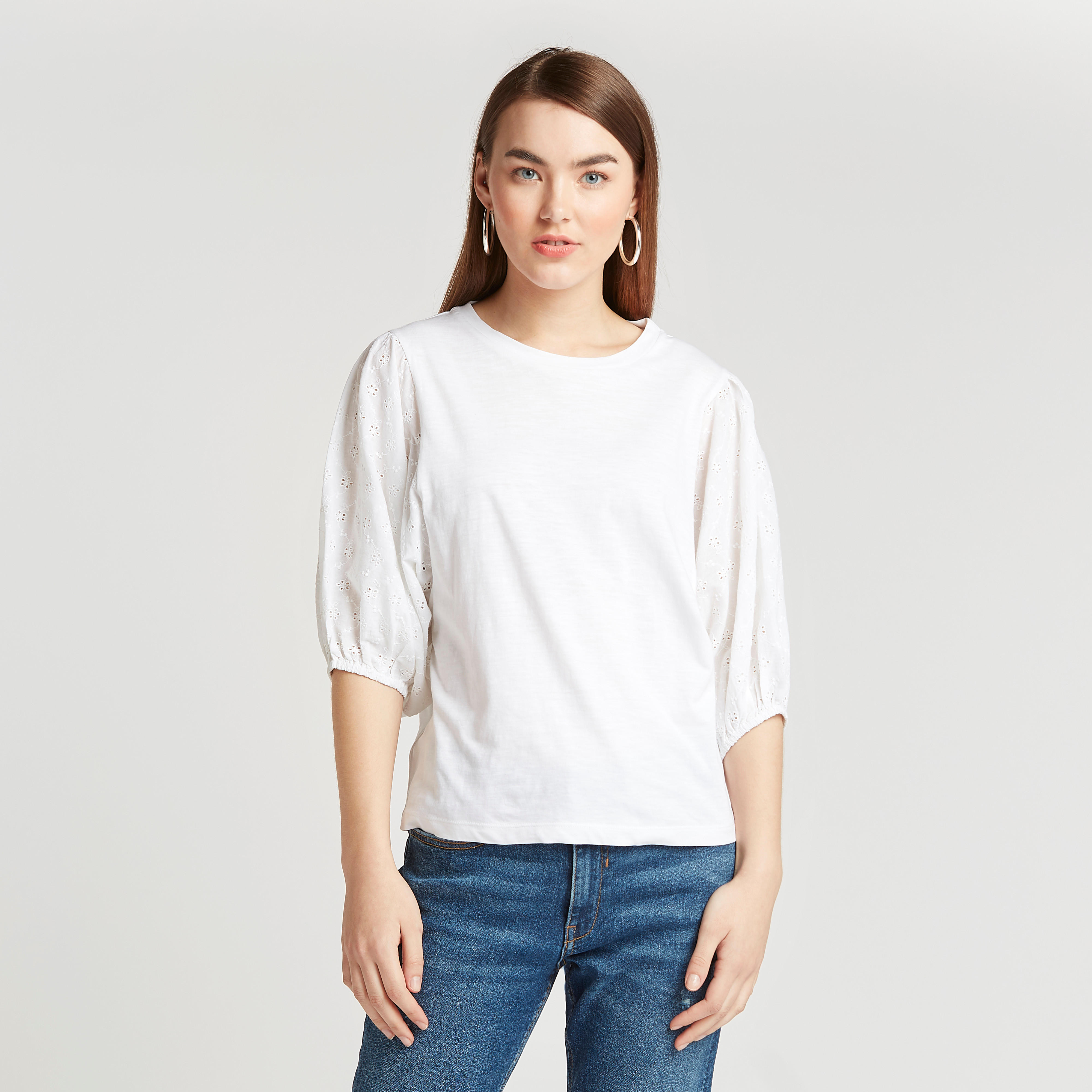بلوزة سادة بياقة ضيقة وأكمام 3/4 بيشوب-women-clothing-tshirts-image-6