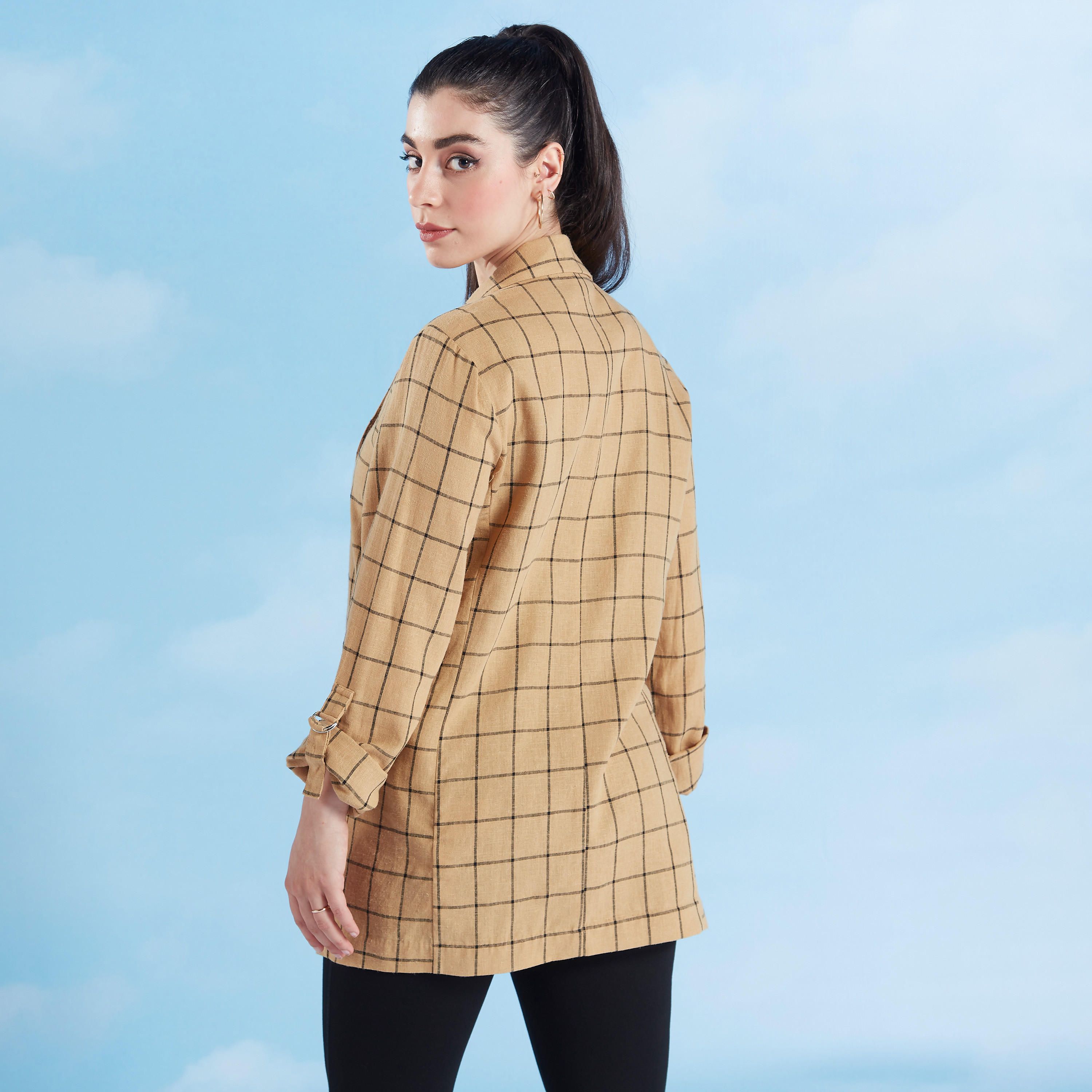 جاكيت كاروهات بأكمام طويلة-women-winterwear-coatsandjackets-jackets-image-4