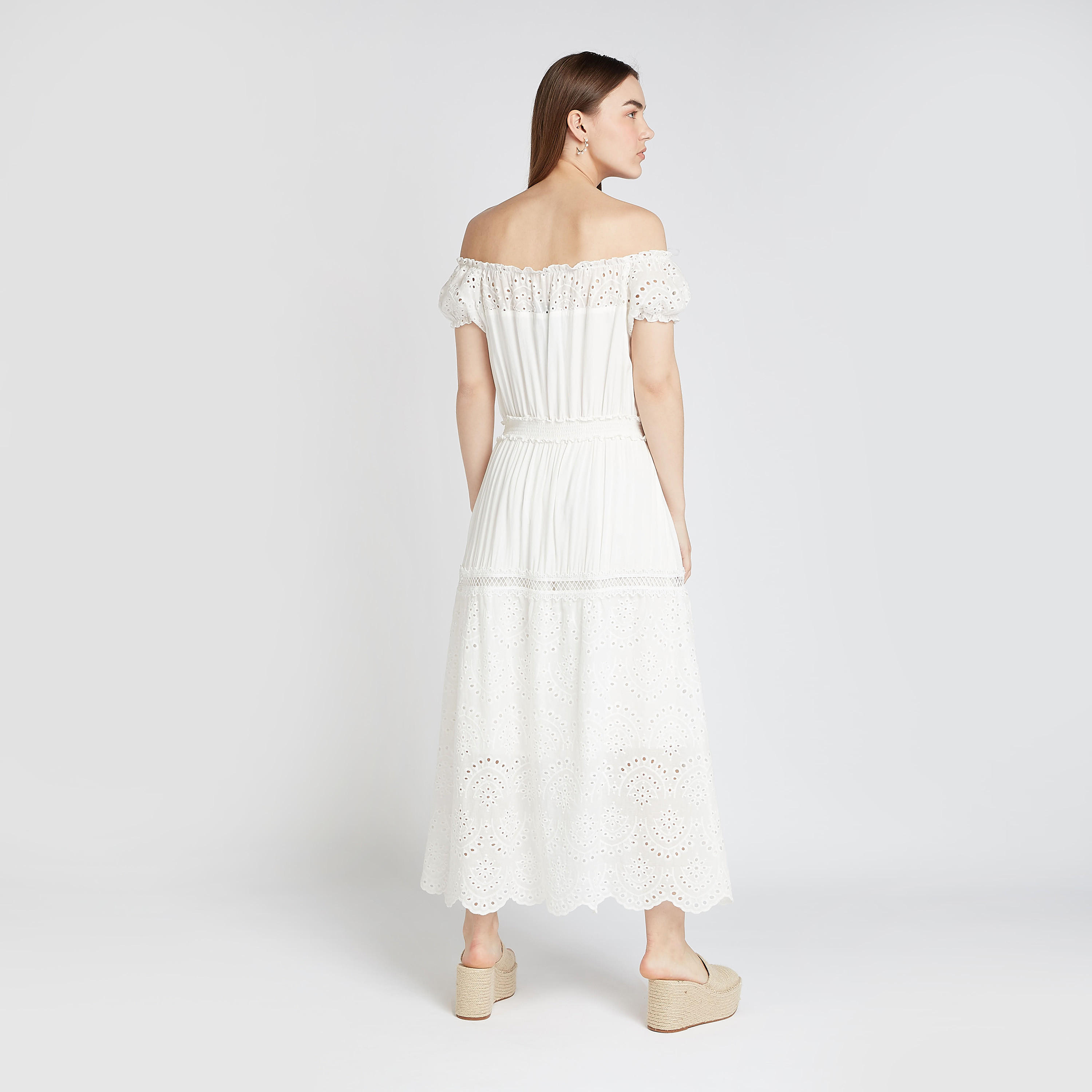 فستان مستدام بأكمام قصيرة وأكتاف مكشوفة بتفاصيل كشكش-women-clothing-dresses-image-4