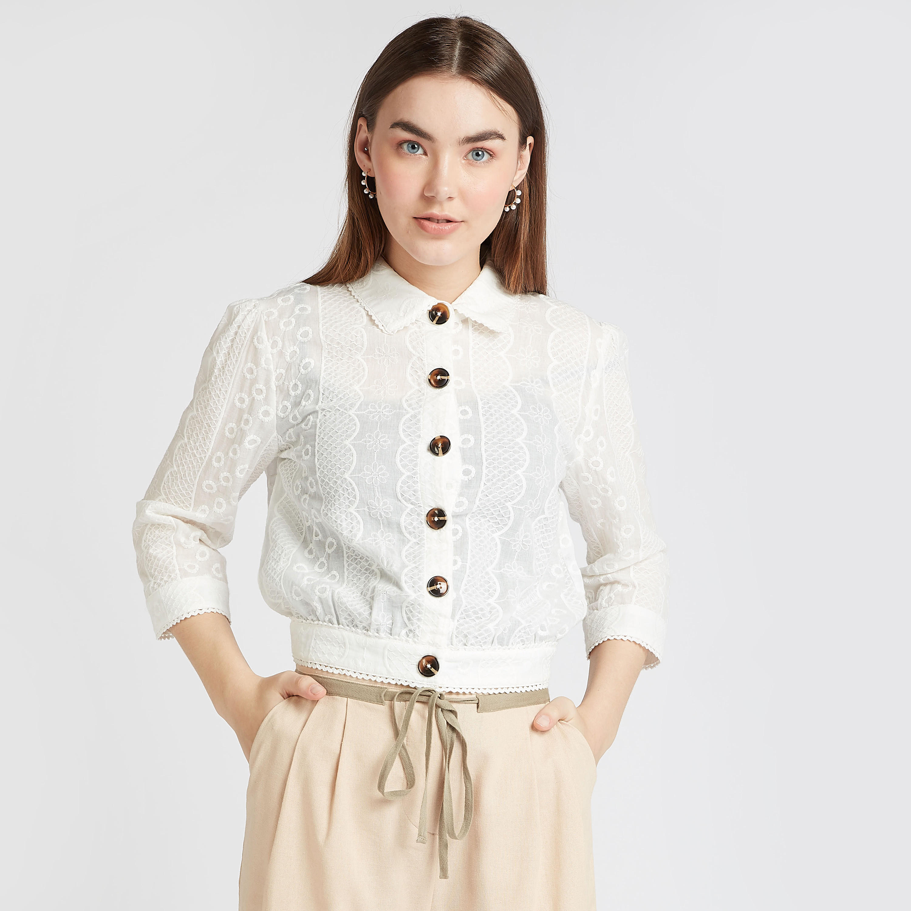 بلوزة دانتيل بياقة واسعة وأكمام 3/4-women-clothing-shirtsandblouses-blouses-image-1