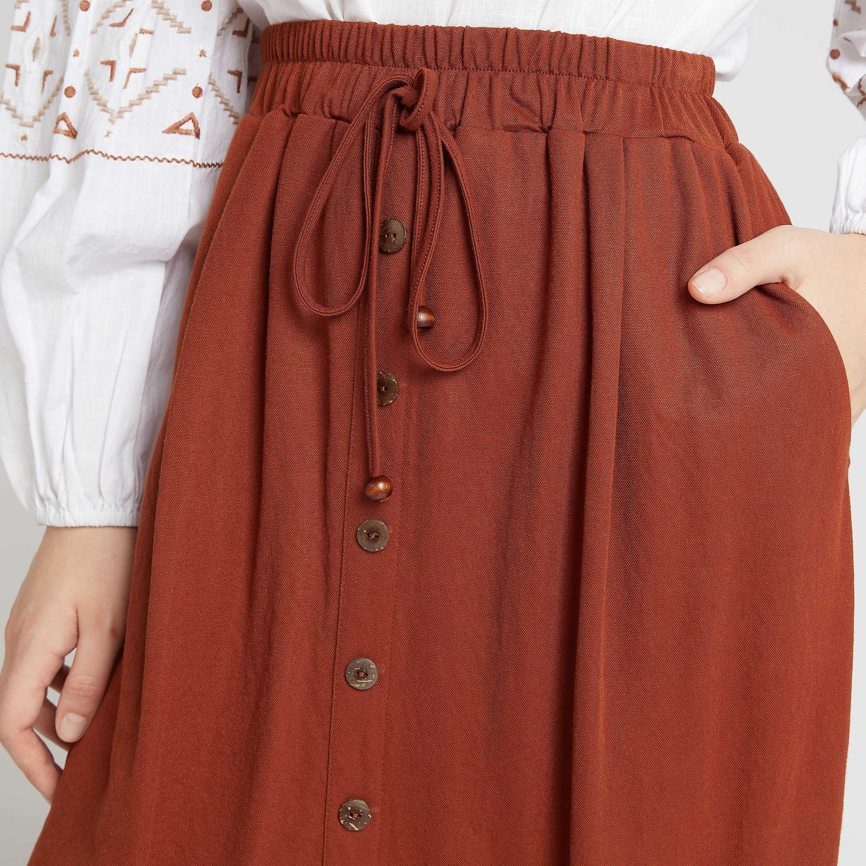 بنطلون قصير سادة بخصر مرتفع وأربطة وتفاصيل جيب-women-clothing-bottoms-trousers-image-3