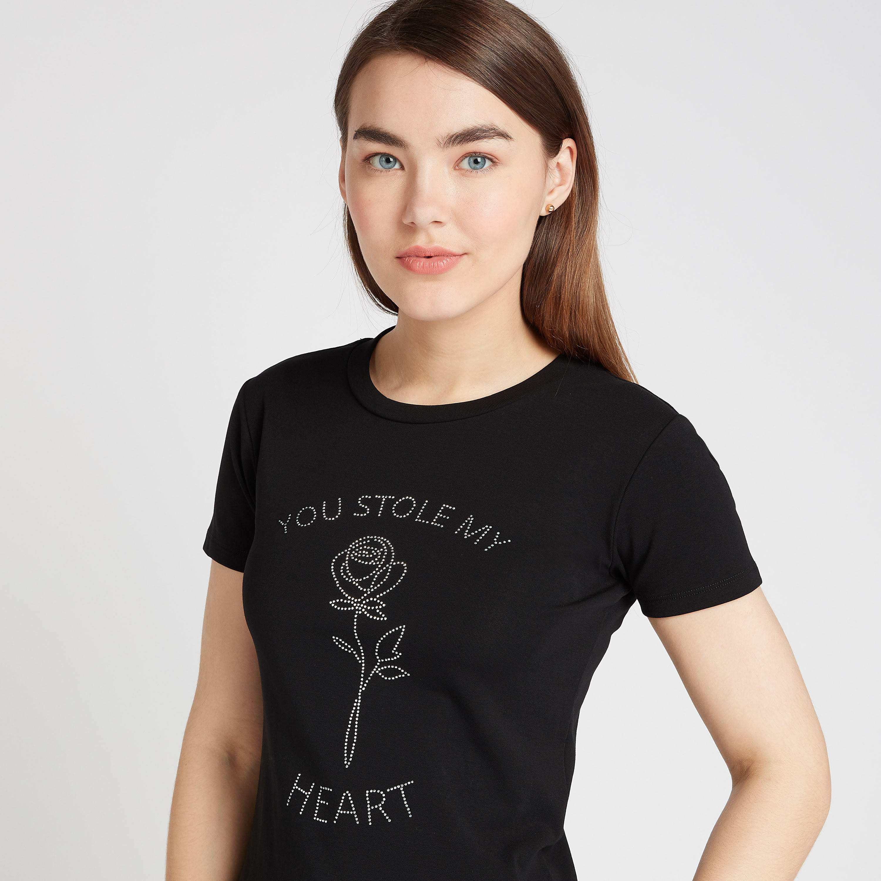 تيشيرت مزين بياقة ضيقة وأكمام قصيرة-women-clothing-tshirts-image-3