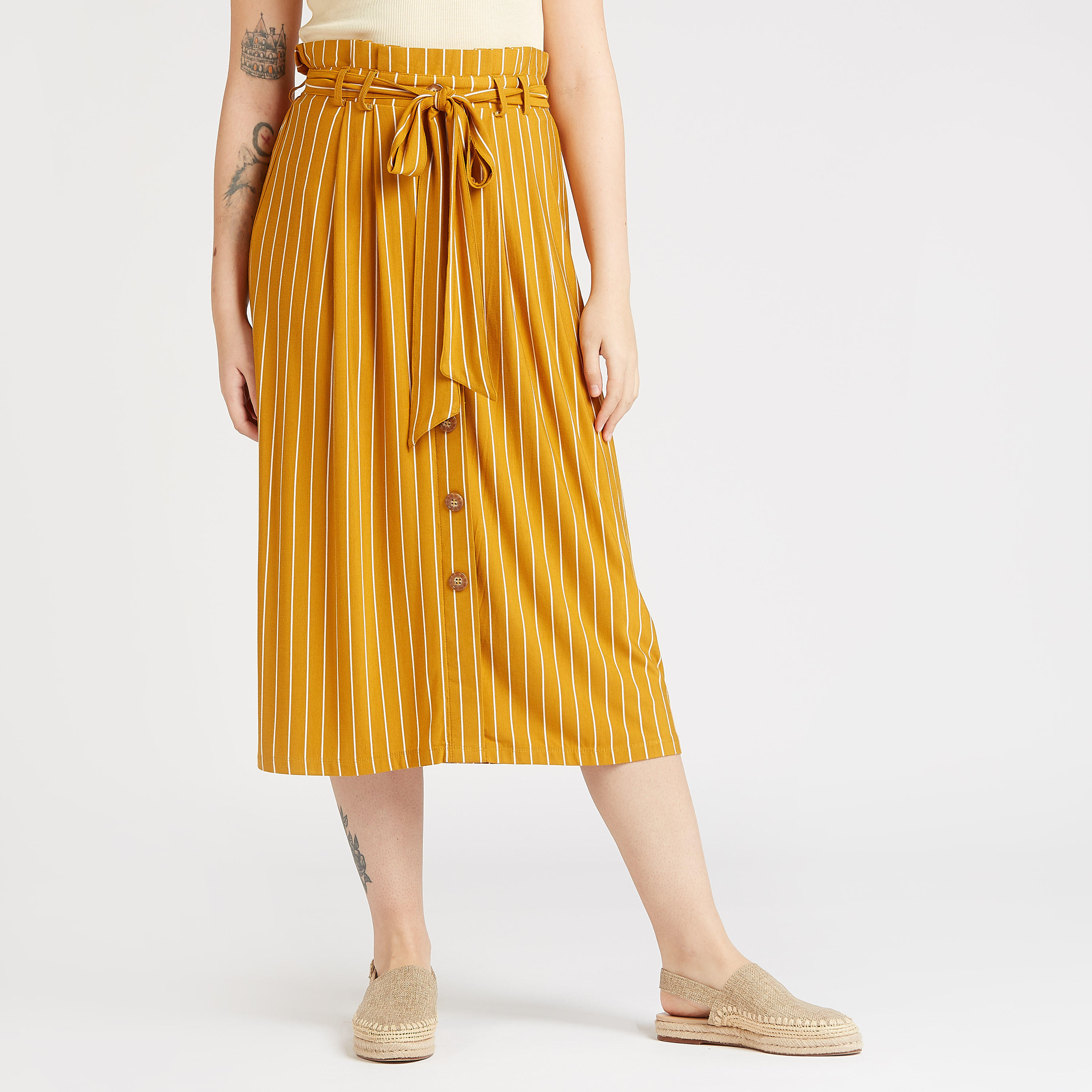 تنّورة ميدي واسعة مخطّطة بخصر بيبرباج وأربطة-women-clothing-bottoms-skirts-image-1