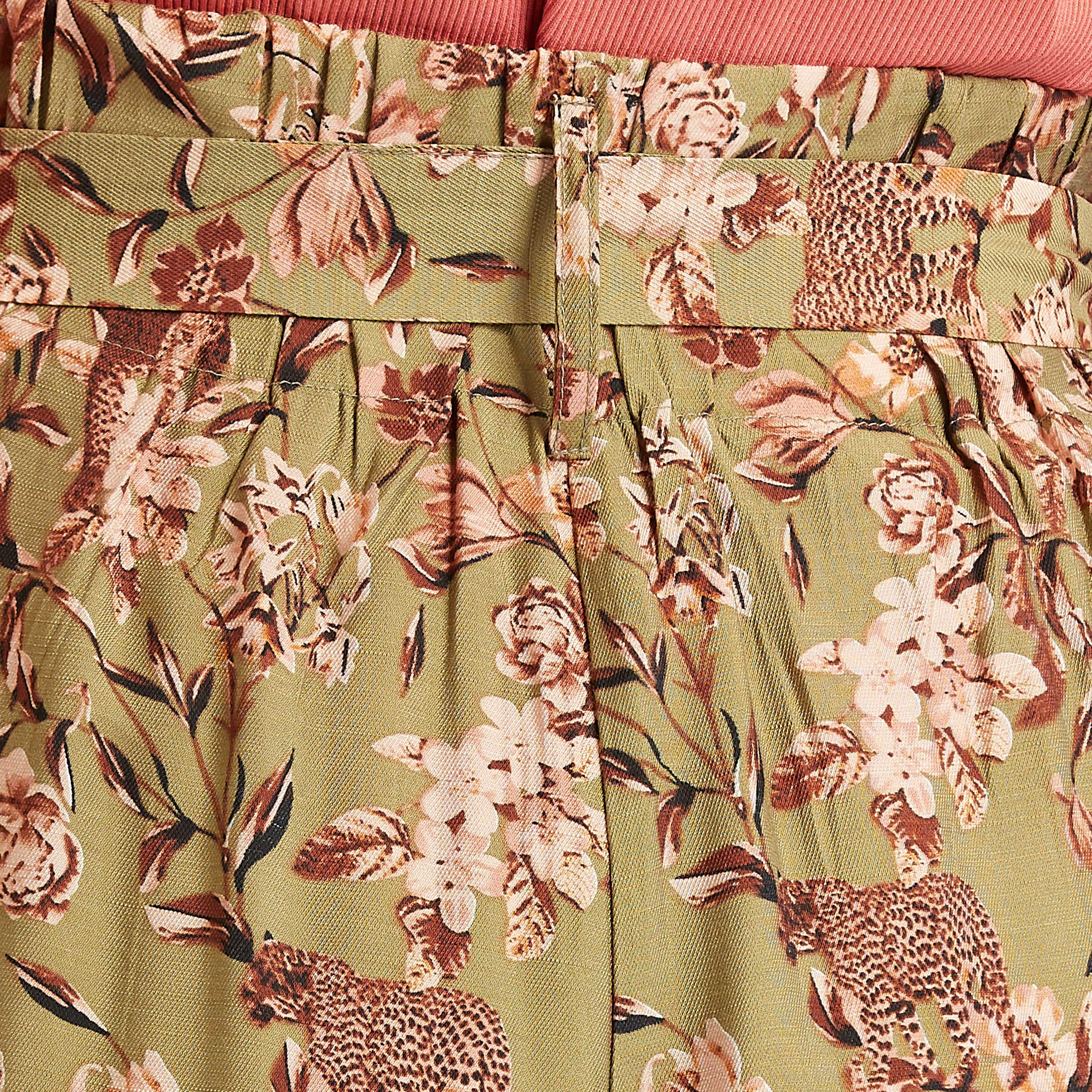 بنطلون قصير بطبعات أزهار بخصرمتوسط الارتفاع بجيوب وأربطة-women-clothing-bottoms-trousers-image-5