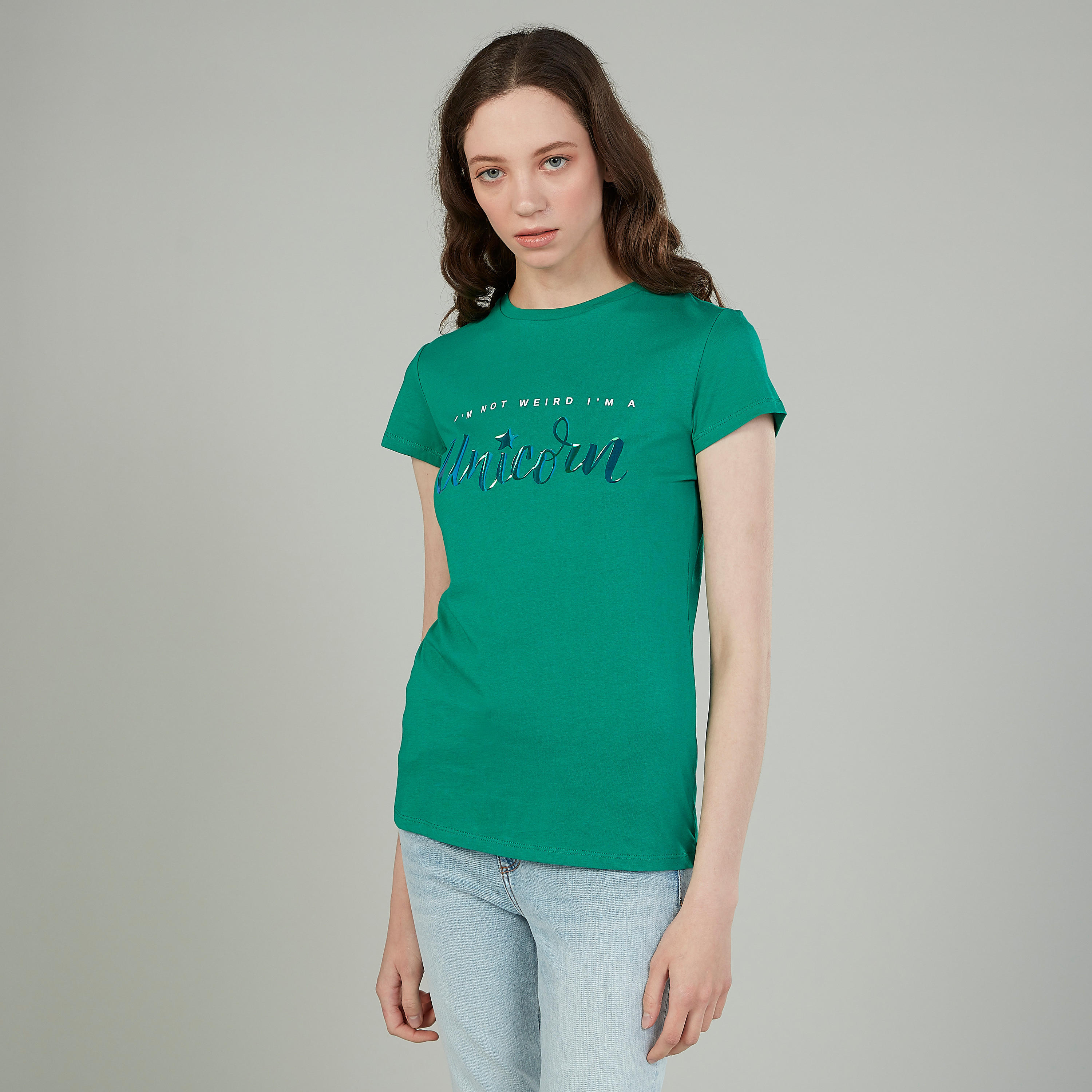 تيشيرت بياقة ضيّقة وأكمام قصيرة وطبعات-women-clothing-tshirts-image-1